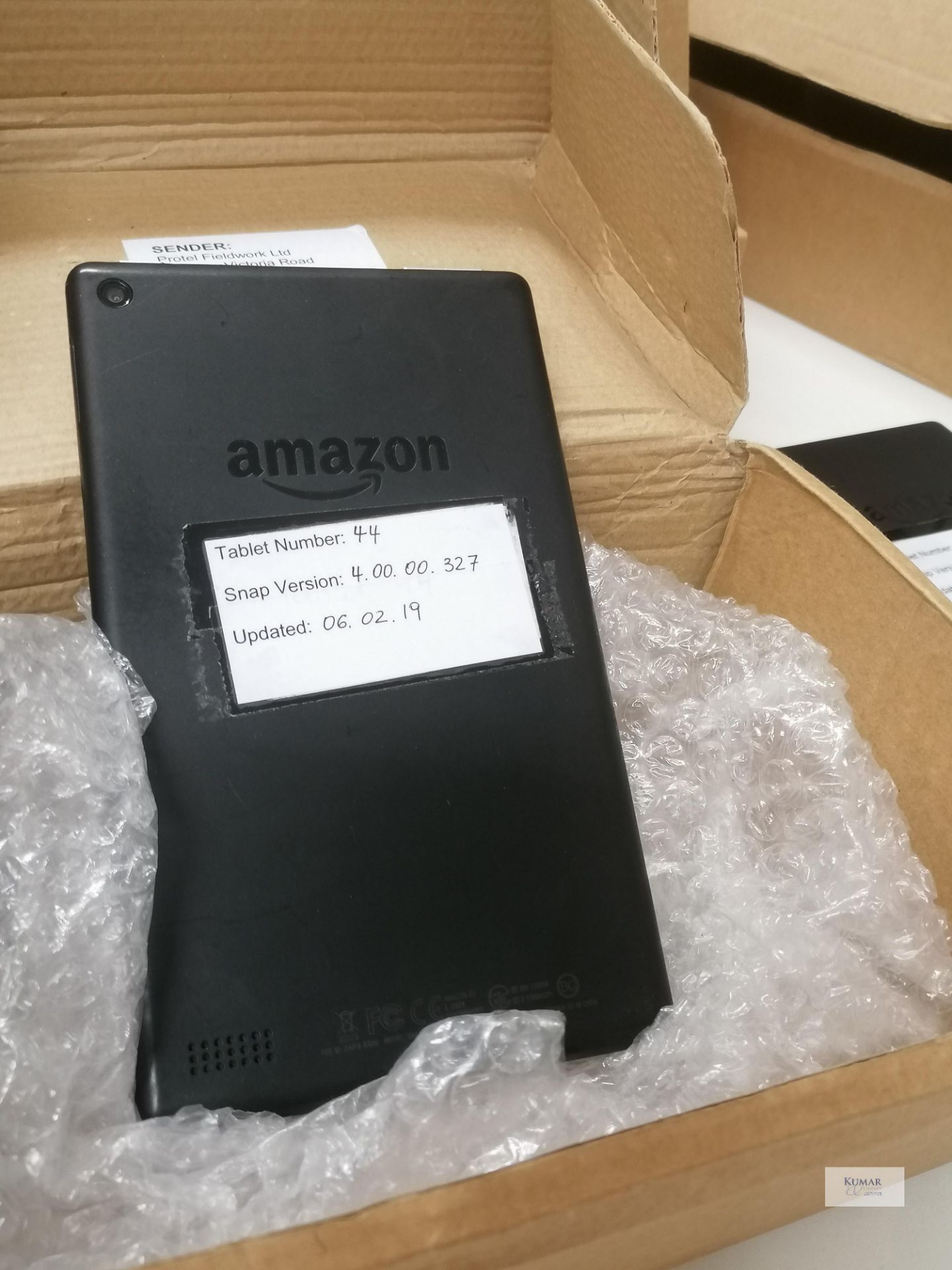 Amazon Fire 7.7" Touch screen Model No SRO43KL Updated 06 02 2019 Cable and charger - Image 2 of 3