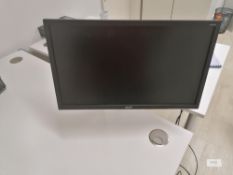 Acer V226HQL 22" LCD Monitor with Desk braket Manufactured March 2018