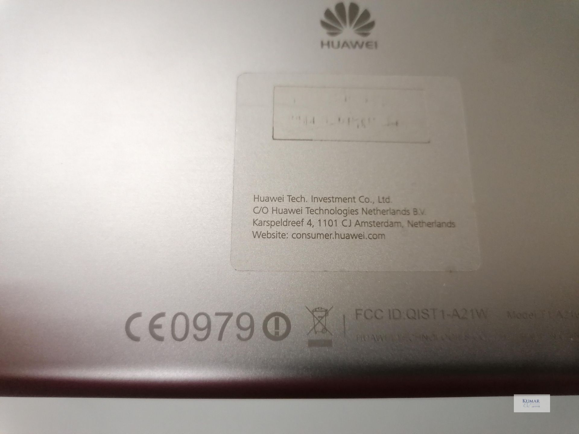 Huawei Media pad T1-10 16GB 10.1" Touch screen Updated 05 02 2019 Cable and charger - Image 5 of 8