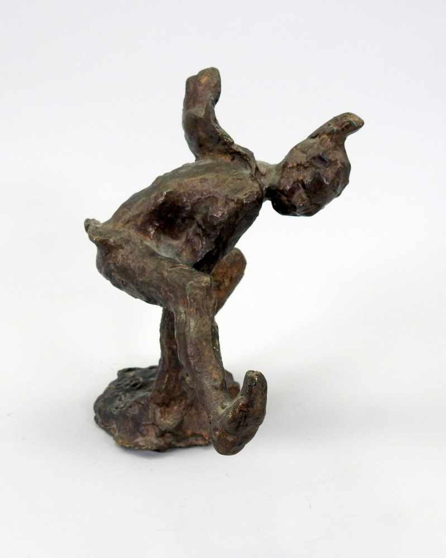 Renate Stendar-Feuerbaum, geb. 1920 DortmundBronze, braun patiniert. Springender Harle - Bild 2 aus 5