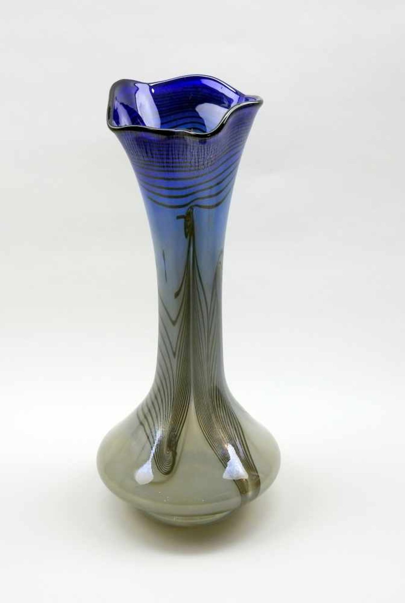 Vase, Erwin Eisch, geb. 1927 FrauenauEisch ist einer der ersten Künstler, der Glas al