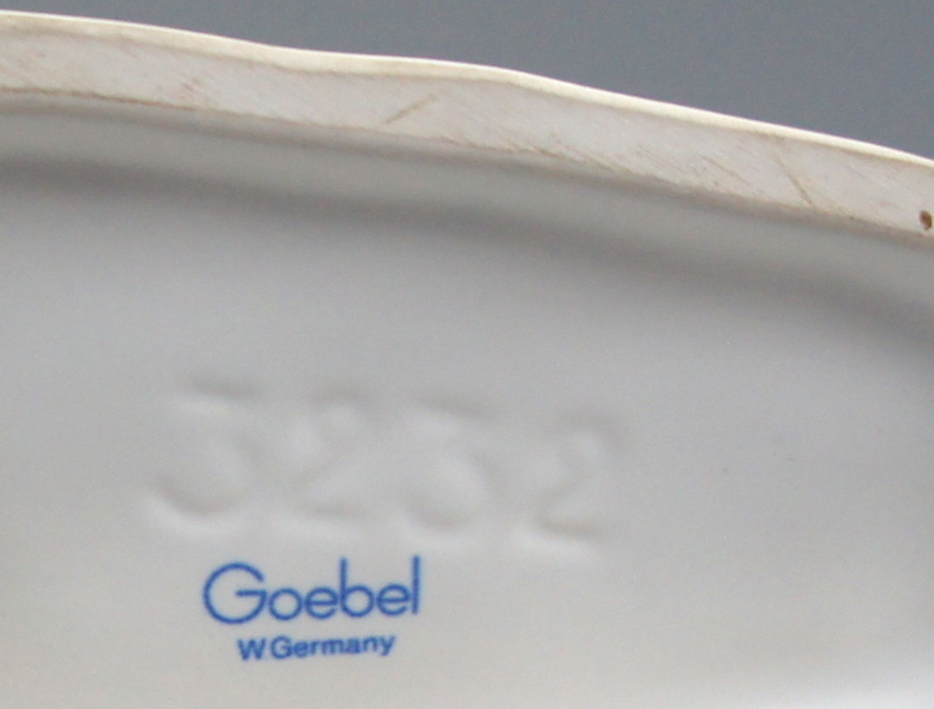 Goebel, Paar junger PferdePorzellan, am Boden mit blauer "Goebel Germany" Marke. Zwei - Bild 3 aus 3