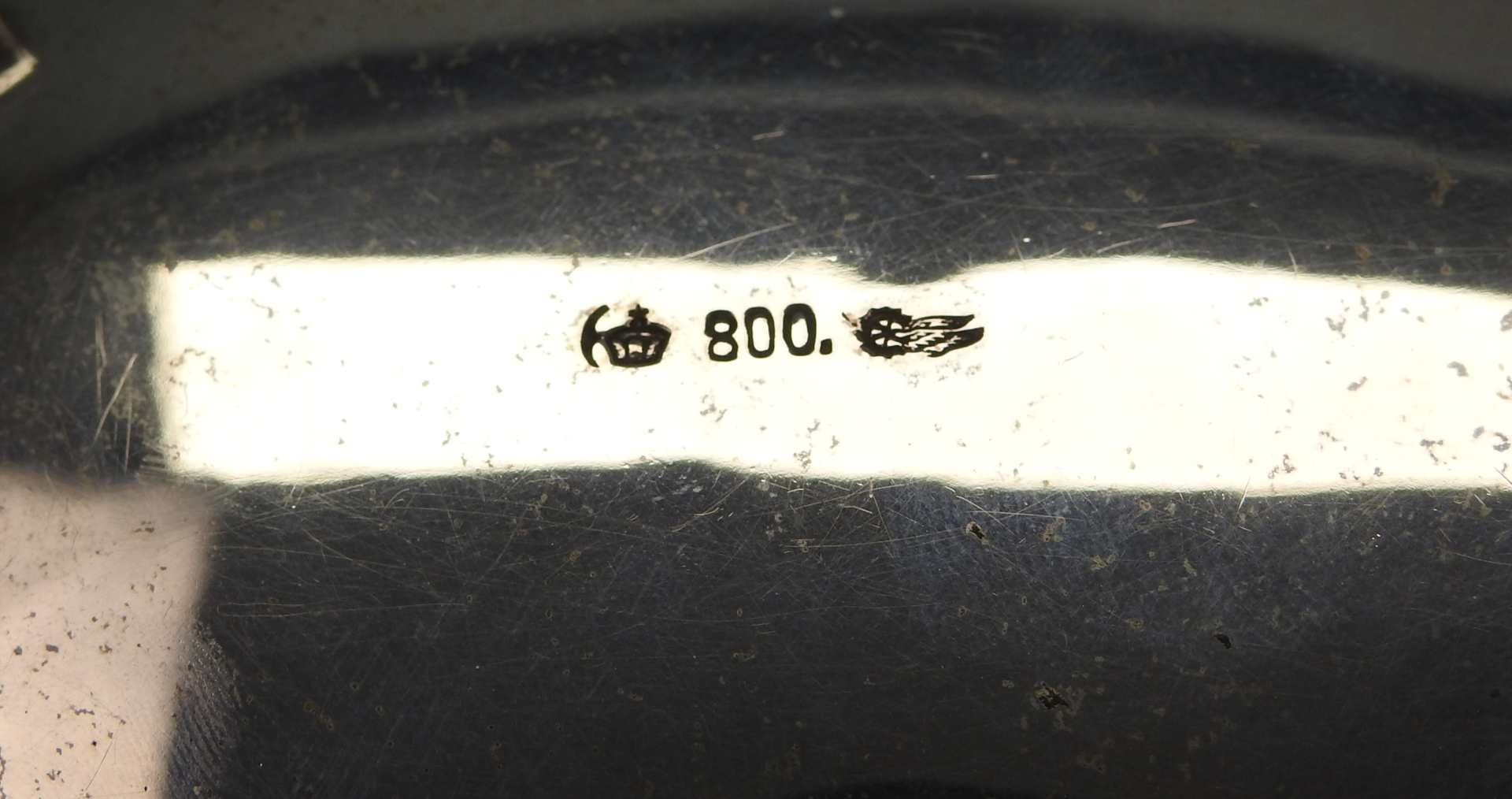 Silberne ZuckerdoseSilber 800, am Boden mit Feingehaltsstempel, Halbmond und Krone sow - Bild 6 aus 6