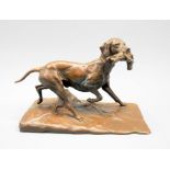 Emil Wünsche, 1864 Greiffenberg - 1938 RottachBronze, dunkel patiniert. Jagdhund mit