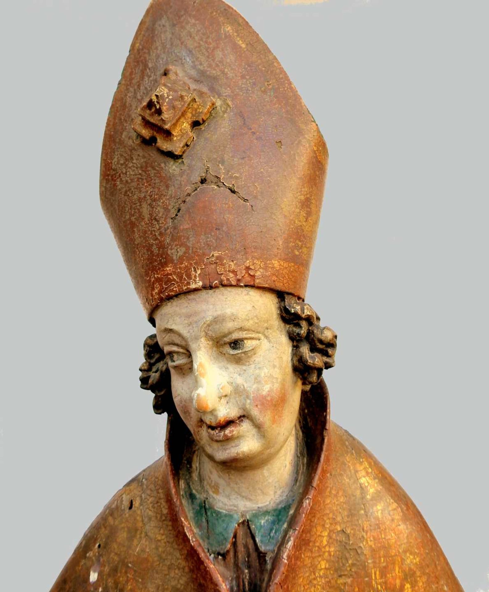 Imposante Figur eines Bischofs Holz, geschnitzt und polychrom gefasst, teils vergoldet - Image 2 of 6