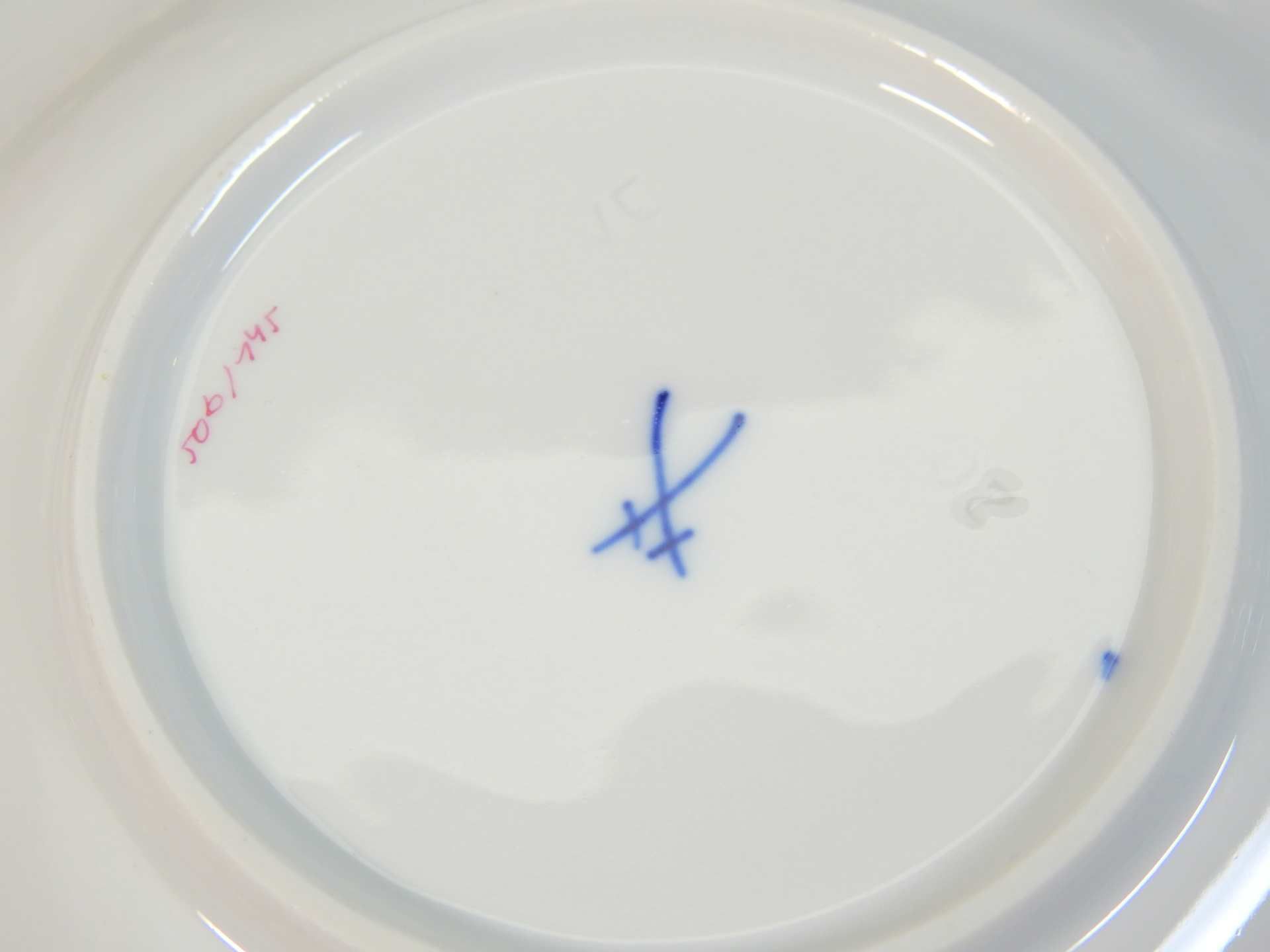 Meissen, Teeservice für sechs Personen Porzellan, am Boden mit unterglasurblauer Schw - Image 11 of 12