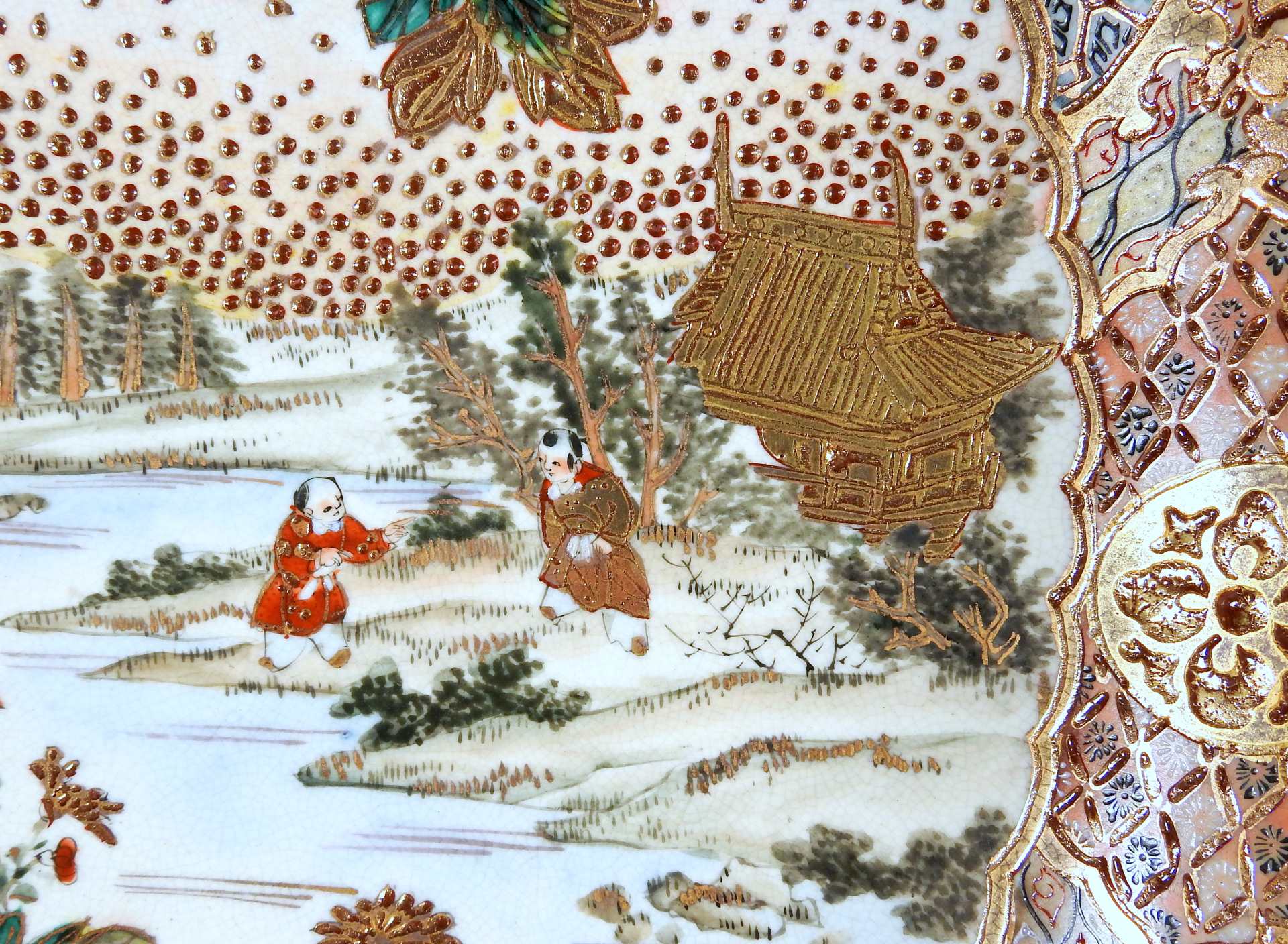 Imari-Schauplatte Porzellan, polychrom und gold staffiert. Imari-Schauplatte mit Garte - Bild 2 aus 5