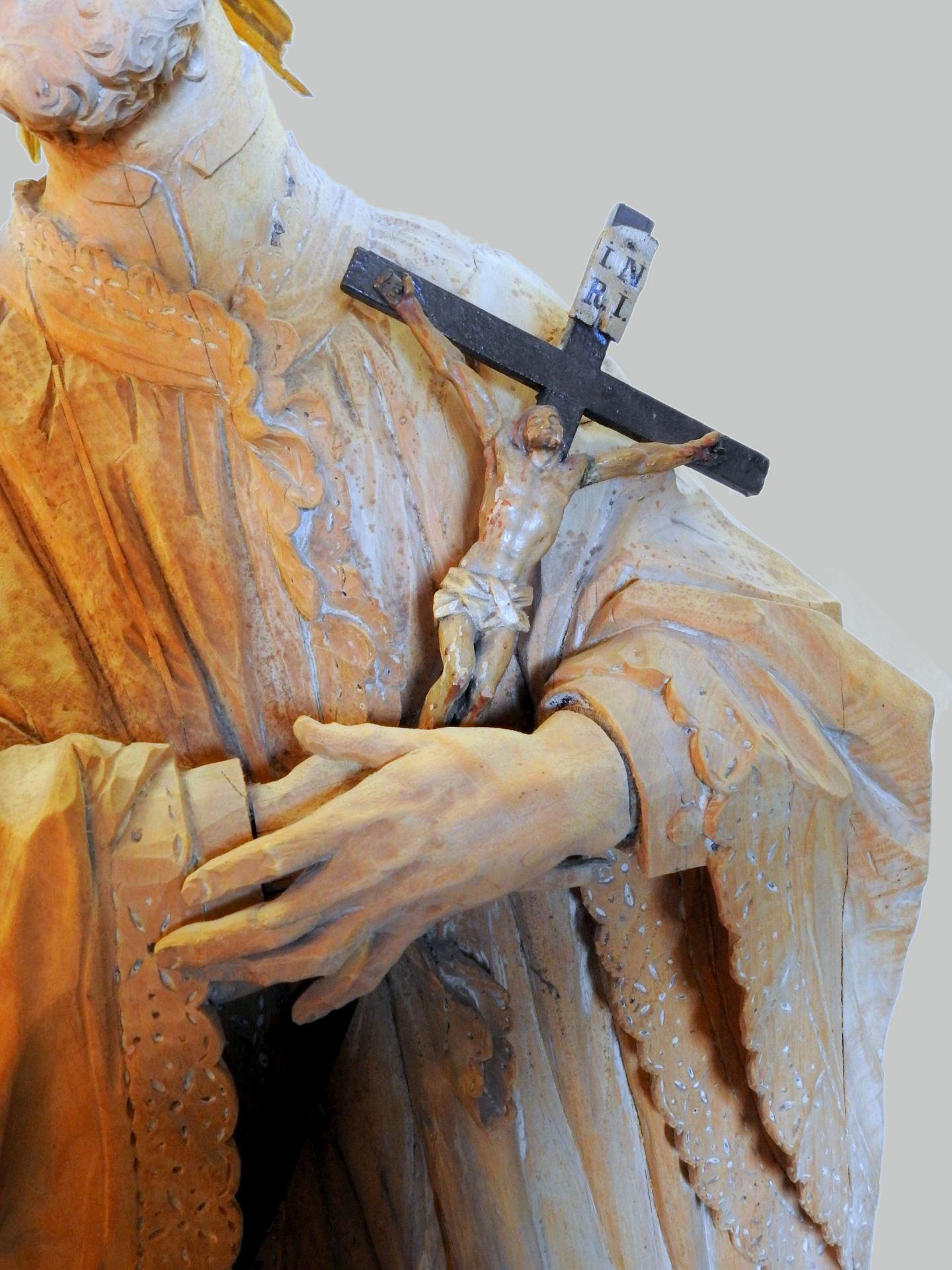 Imposante Figur eines Heiliges Zirbelkiefer geschnitzt, nicht gefasst. Stehende Figur - Image 2 of 6