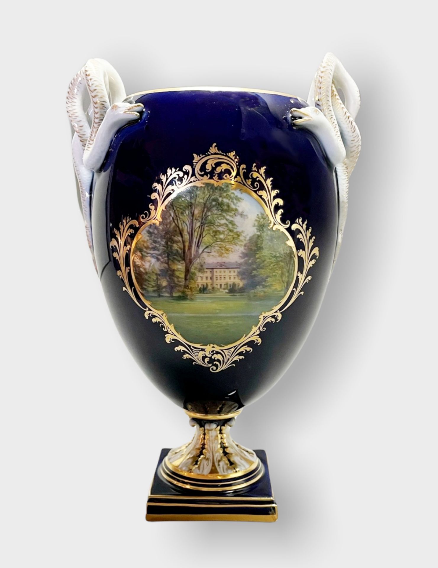 Meissen, seltene Schlangenhenkelvase