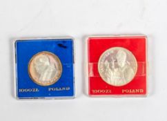 Zwei Medaillen-polnische Päpste