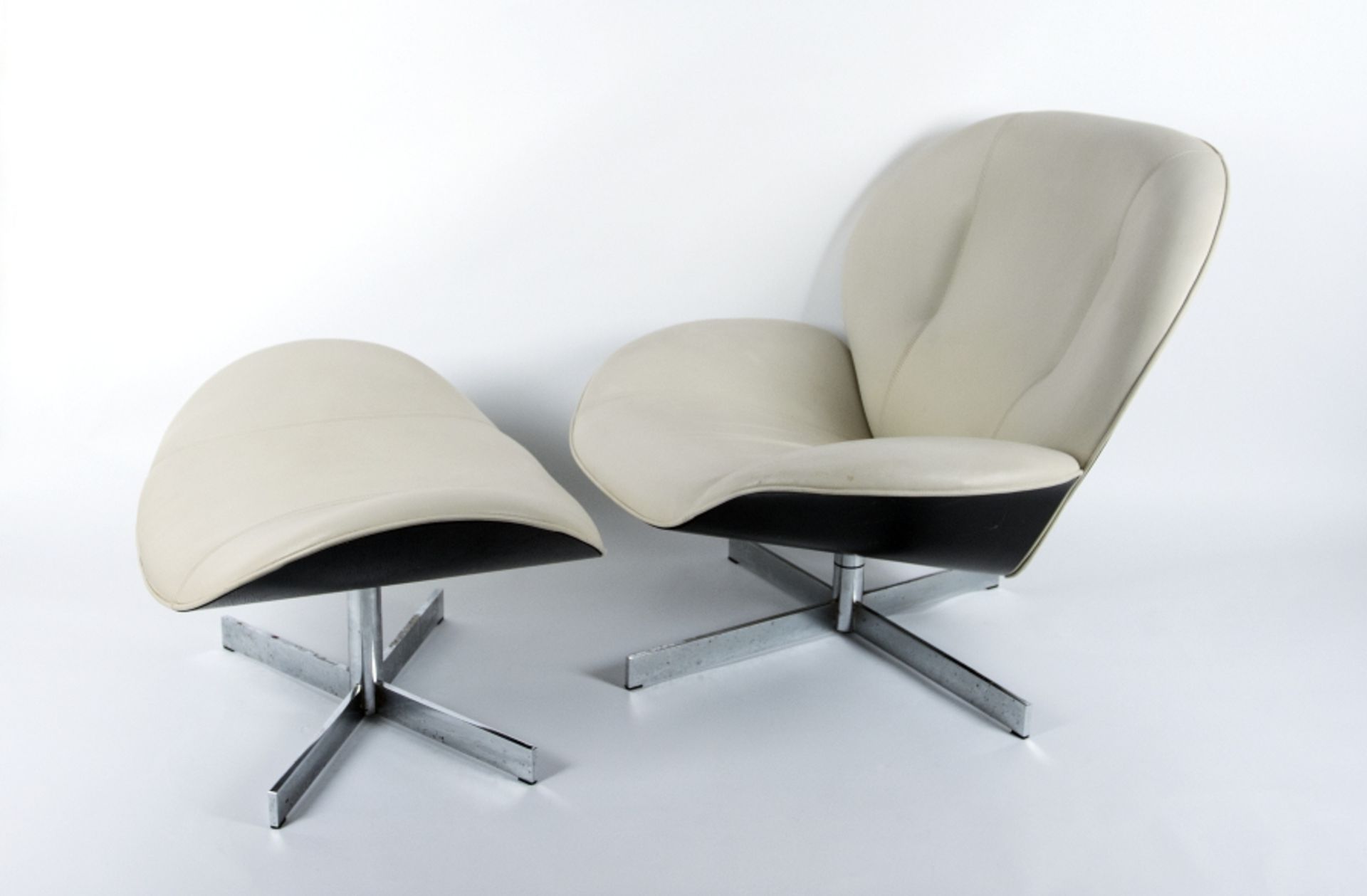 Mourgue, Pascal:  Myo chair und Ottomane