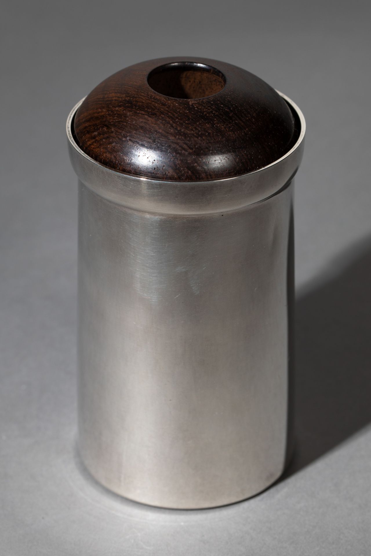 Herta & Friedrich Gebhart, Tea caddy