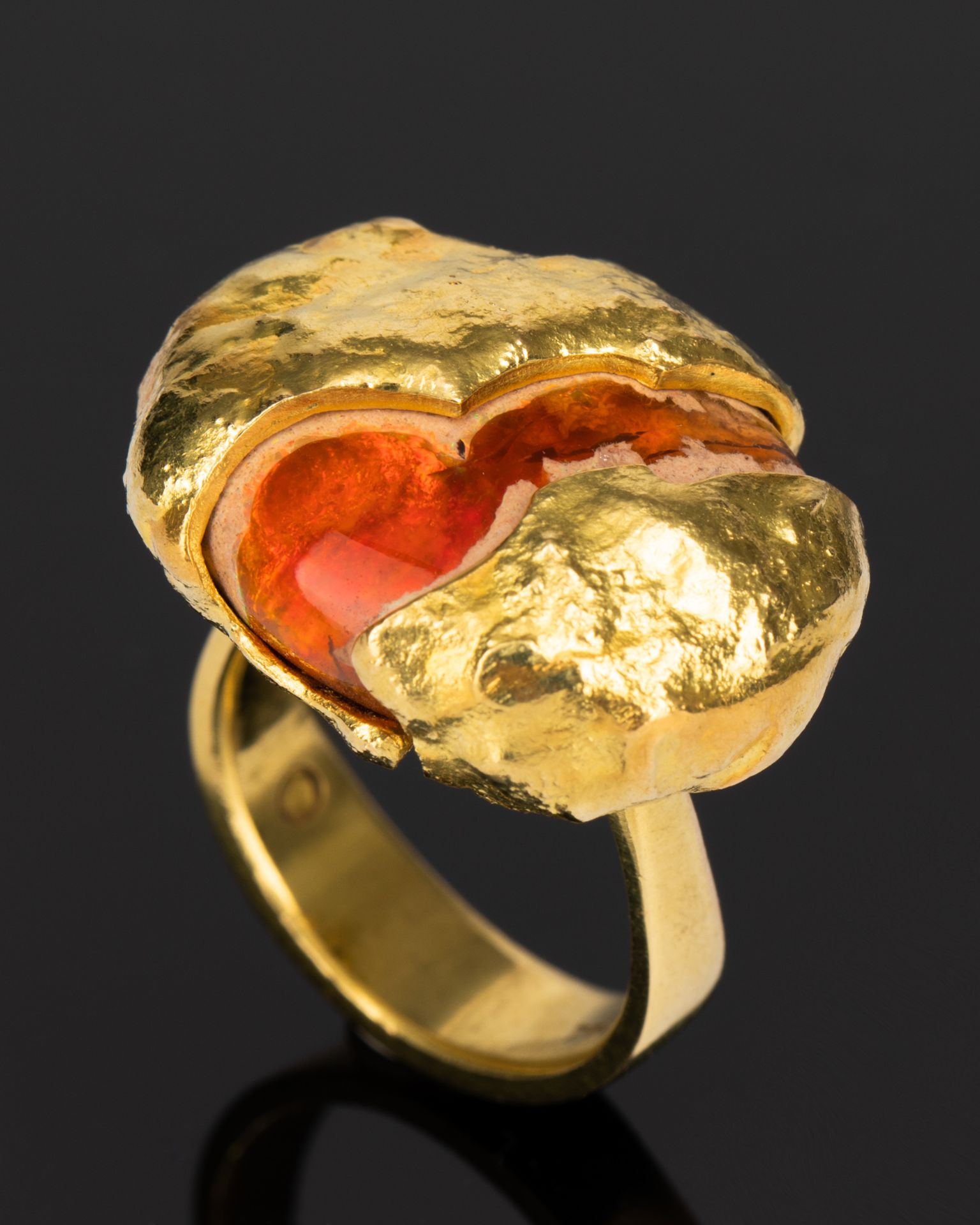 Herta & Friedrich Gebhart, Ring 18K Gold Opal