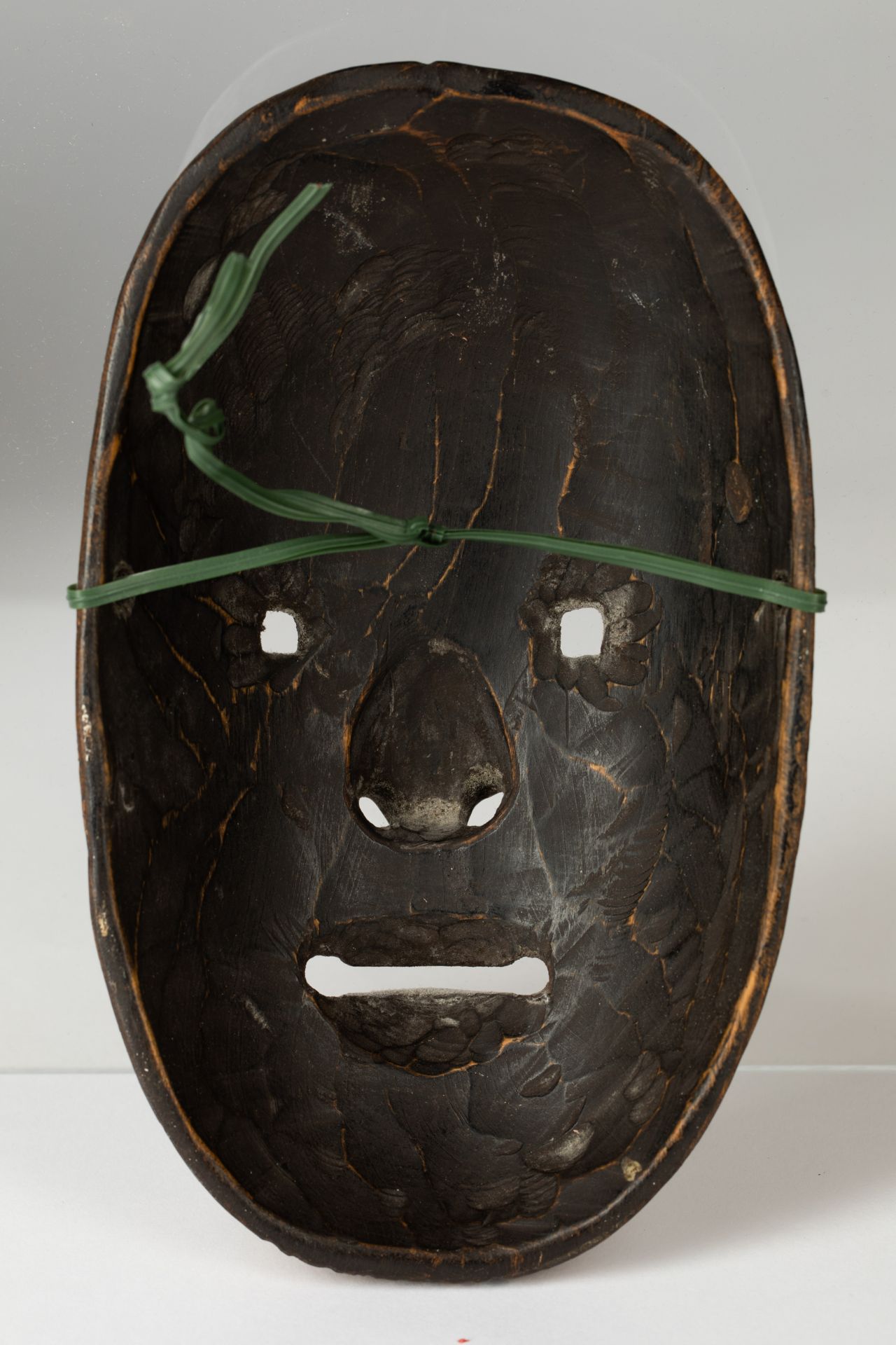 Nô mask ko-omote, Japan - Bild 2 aus 2