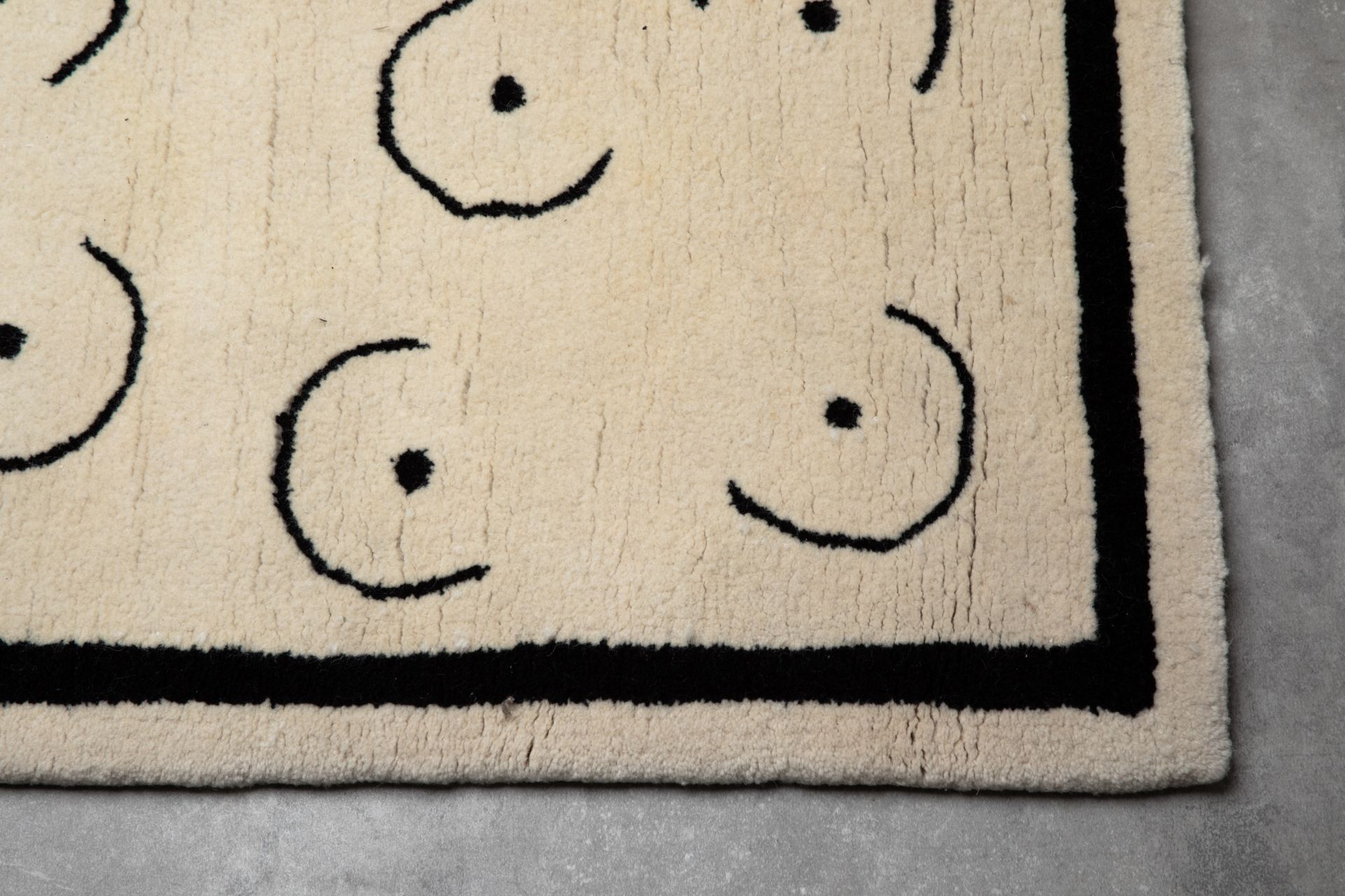 Jasper Morrison, Carpet, A rug of many bosoms - Bild 2 aus 3