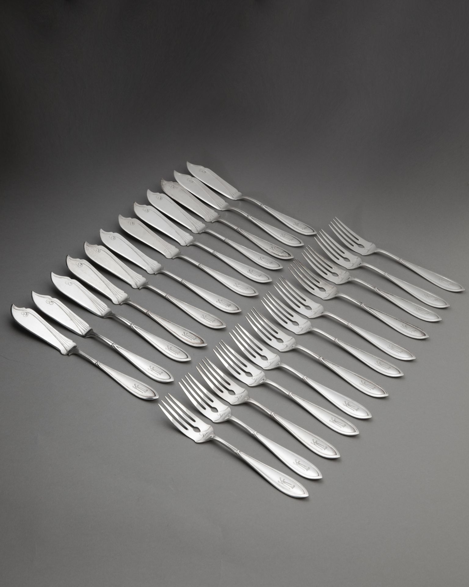 Peter Behrens, Fish Cutlery Mod. 8002, 12 persons