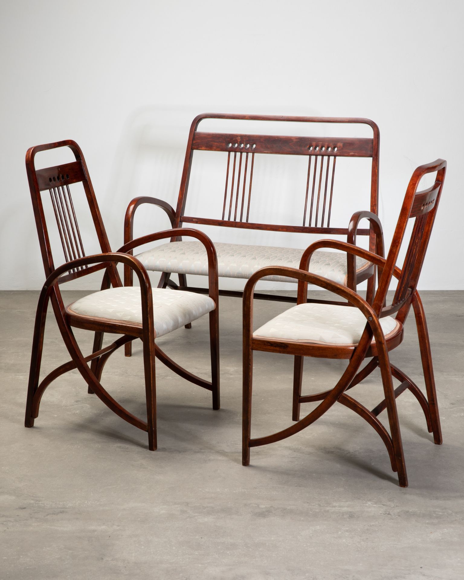 Thonet, Bench No. 511 and 2 Fauteuils No. 511