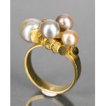 Herta & Friedrich Gebhart, Ring, Gold 18K, South sea pearls