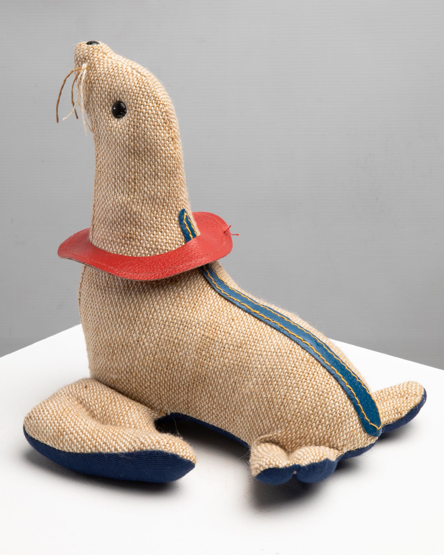 Renate Müller, Therapeutic Toy Seal