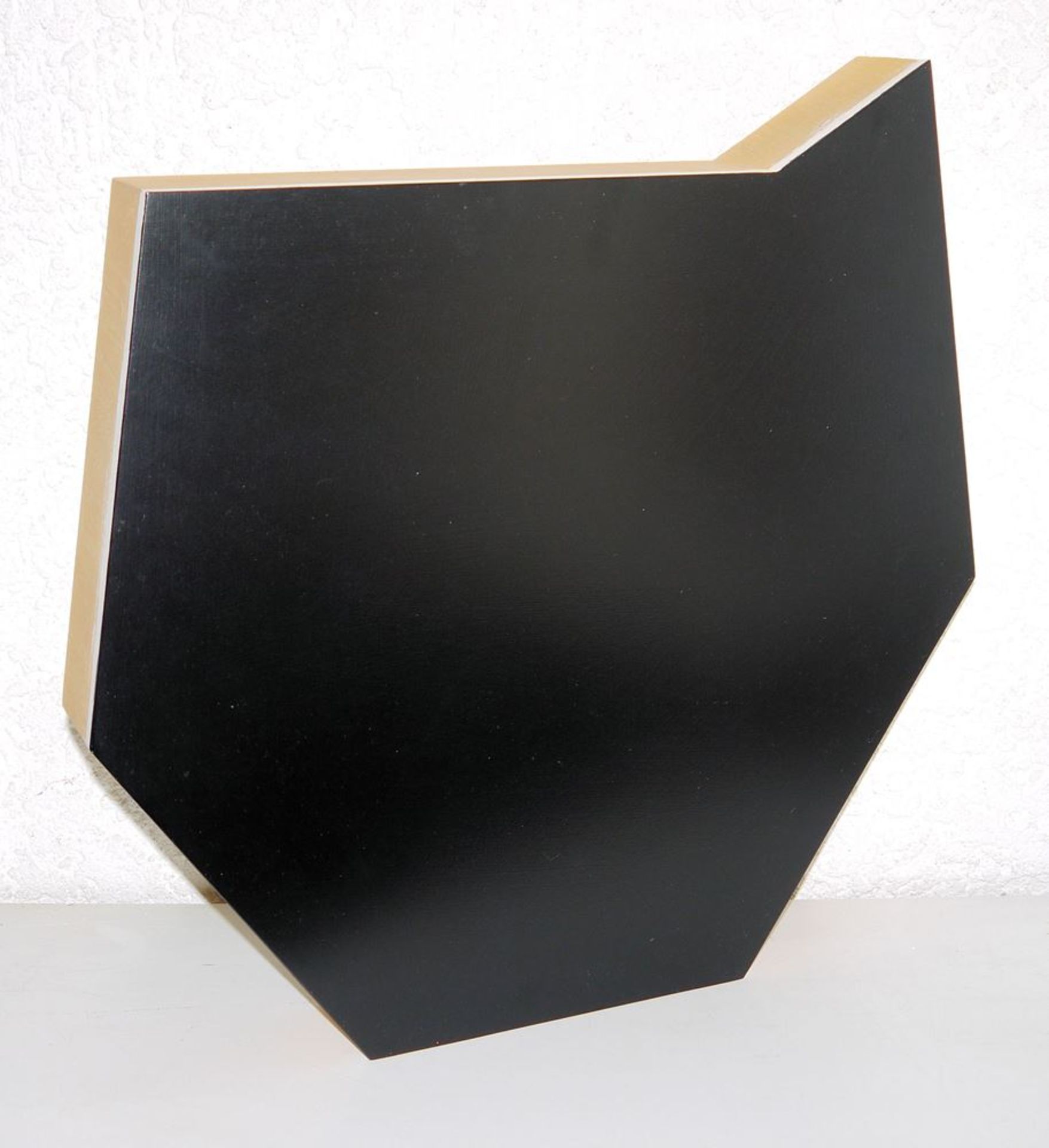 Imi Knoebel, "Siebeneck" ("Heptagon"), Acryl/Holz, 1987