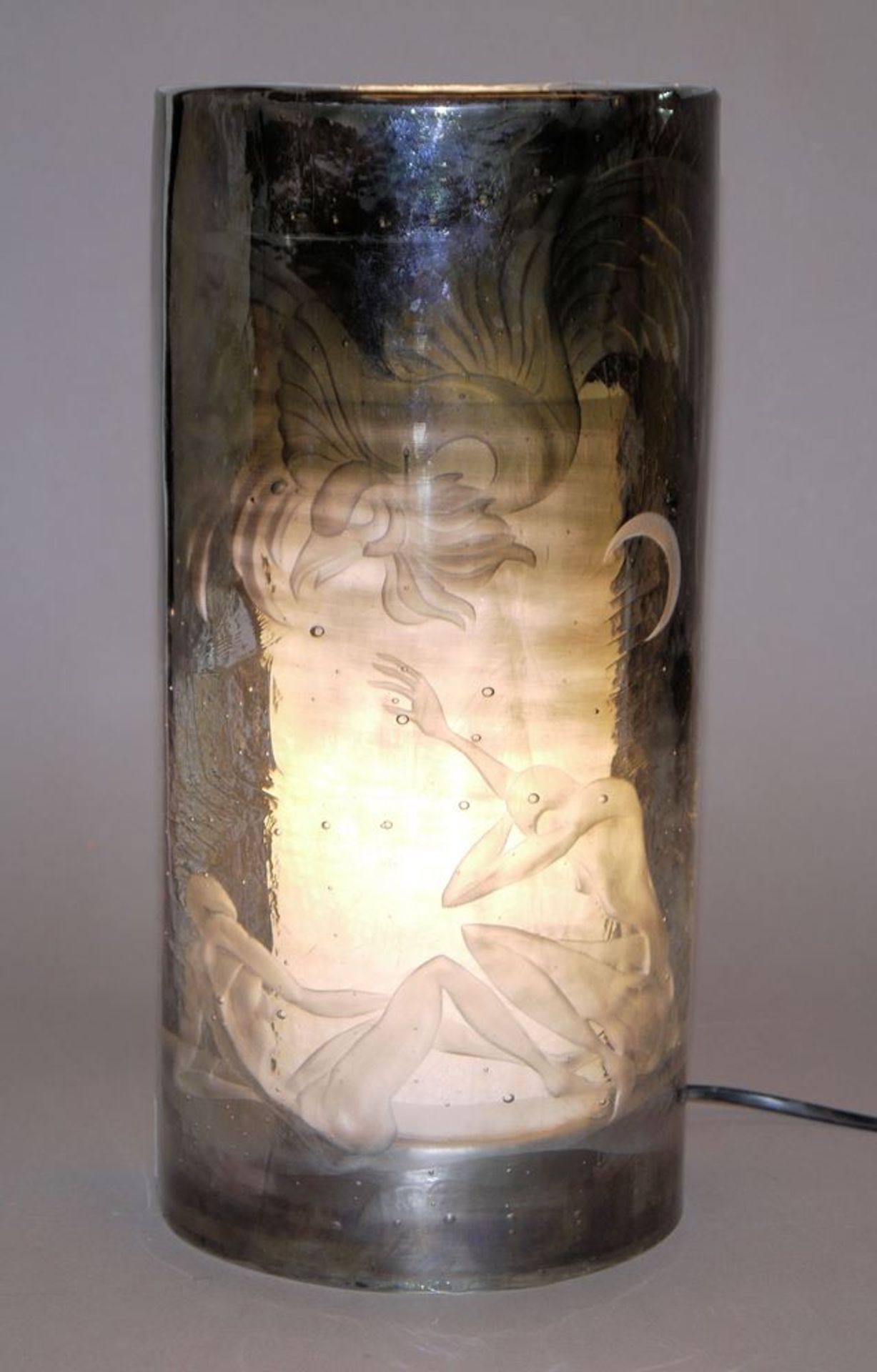 Künstler-Tischlampe mit Glasgravur von 1981