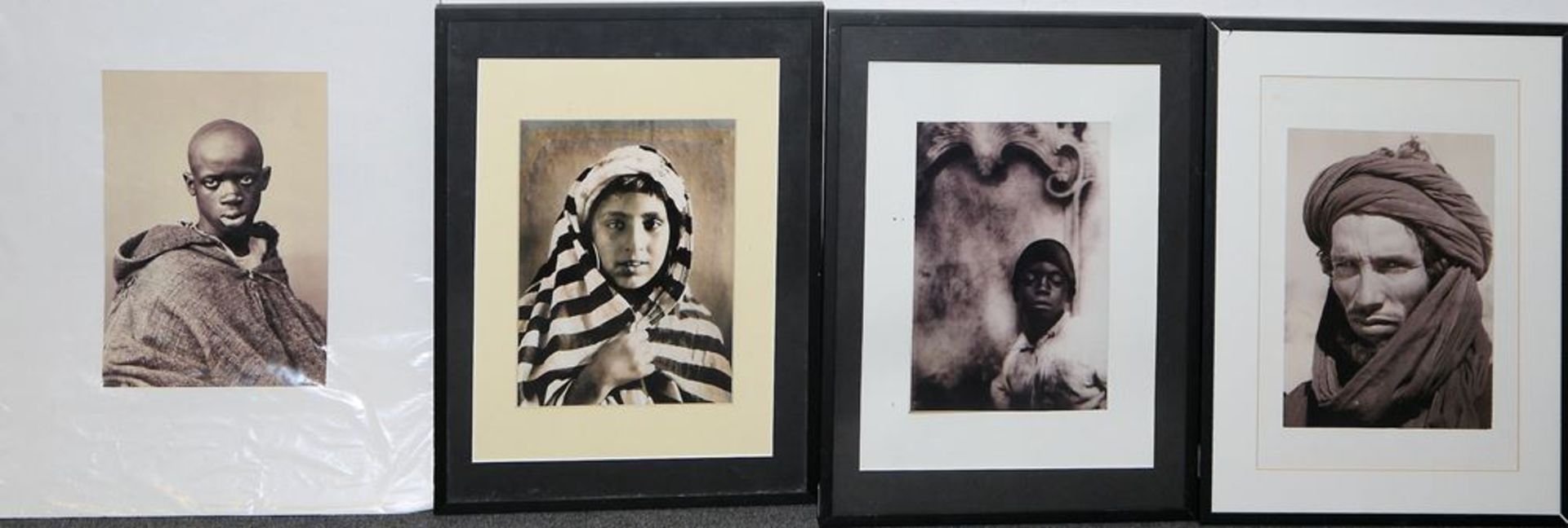Zehn sw-Fotografien mit Portraits aus Marokko des 19./ frühen 20.Jhs. aus dem M - Bild 3 aus 3
