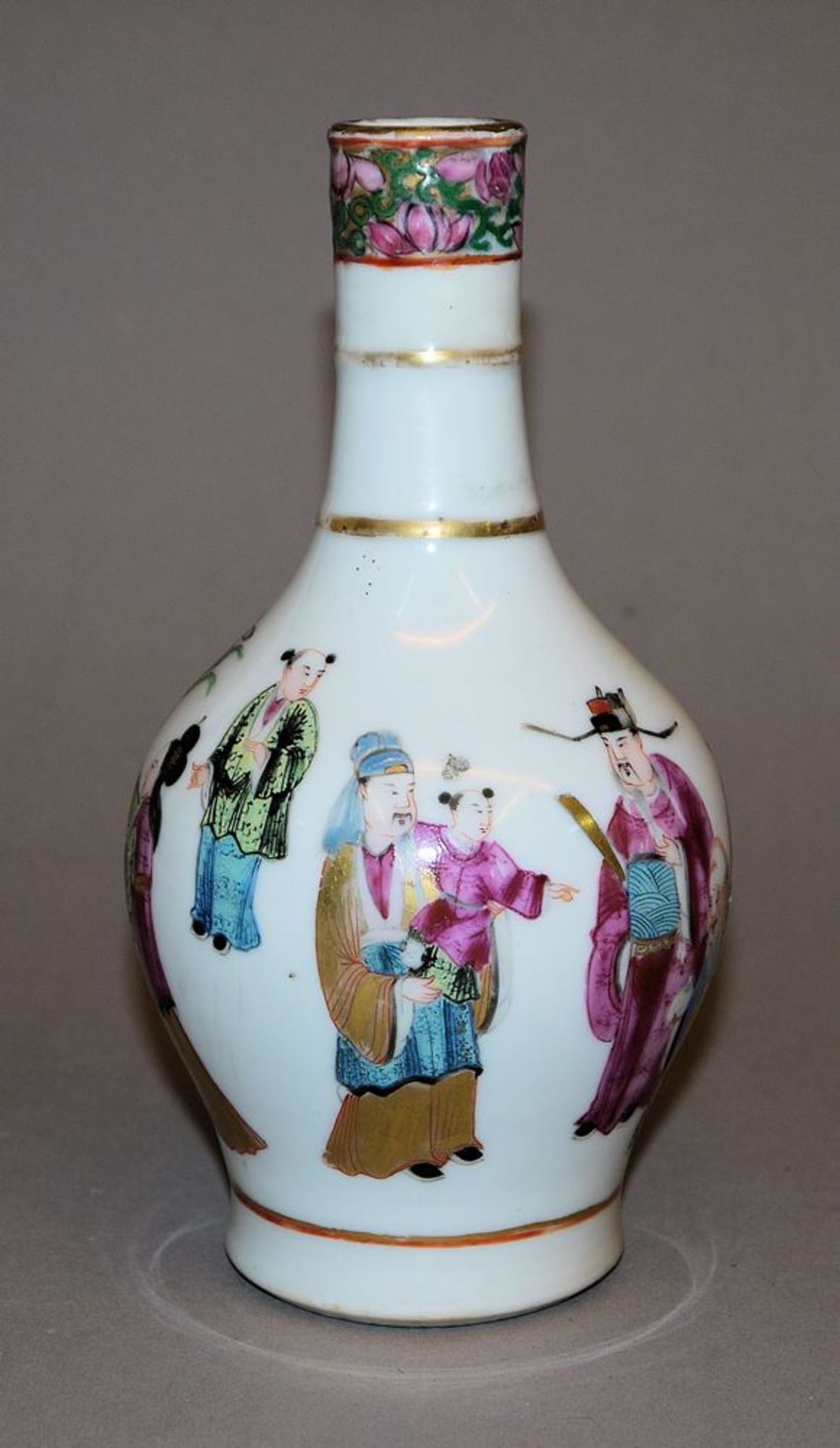 Flaschenvase mit Unsterblichen der späten Qing-Zeit, China um 1900