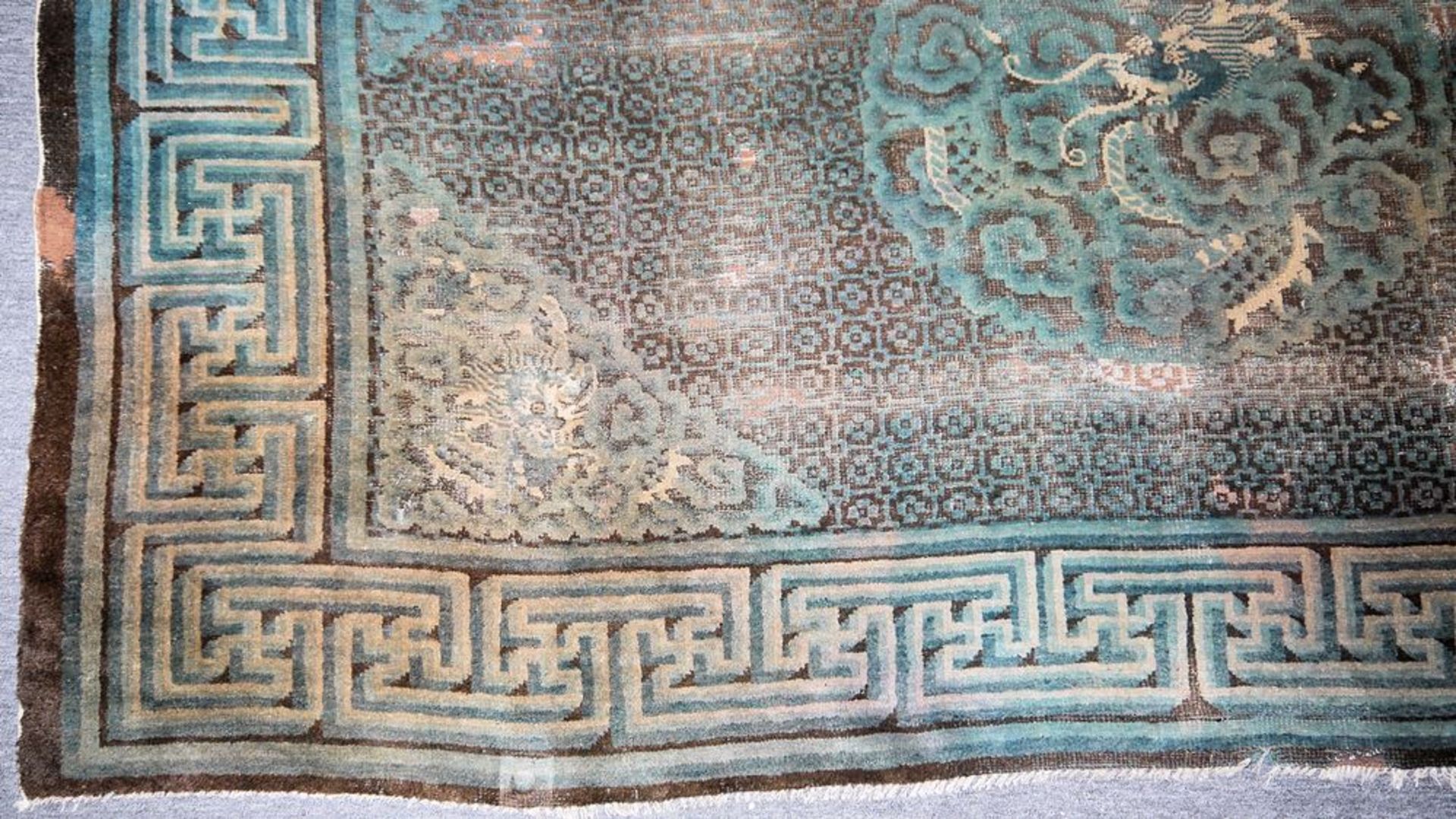 Musealer Ningxia-Drachenteppich der Qing-Zeit, China 18. Jh. - Image 4 of 7