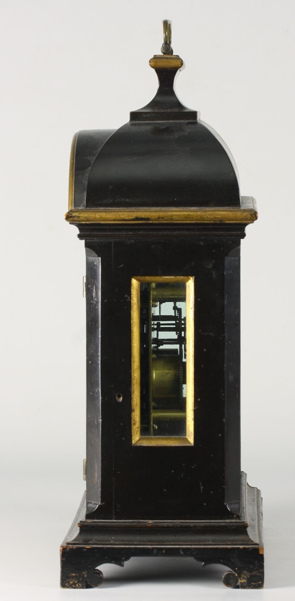 Barocke StockuhrHölzernes, schwarz u. golden gefasstes, verglastes Gehäuse. Scharnierte Tü - Bild 6 aus 8