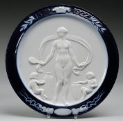 Jubiläumsteller "Meissen 1872 - 1922"Weiß, glasiert. Wandteller anlässlich des 50-jährige