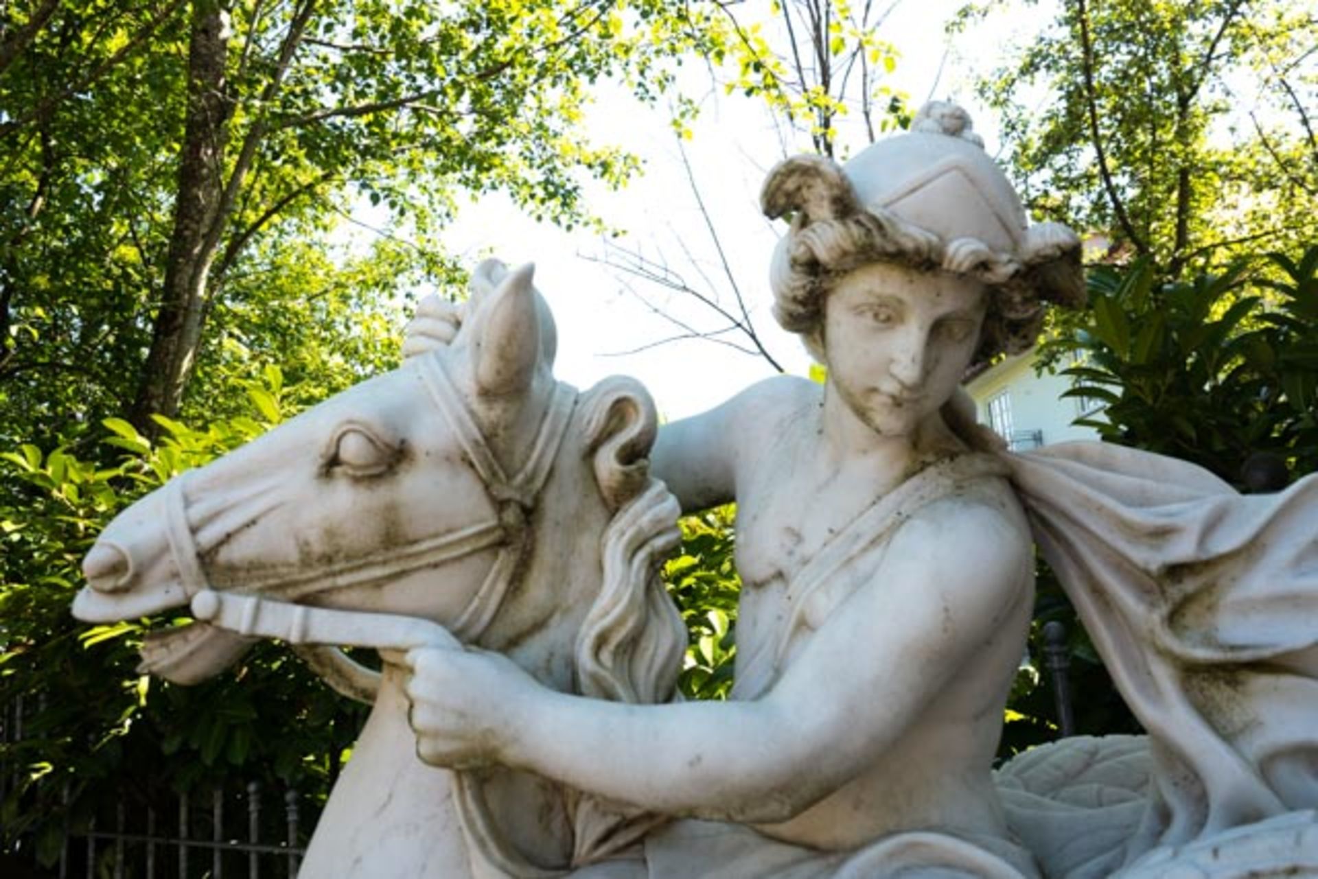Monumentale Pegasus-Skulptur - Bild 5 aus 13