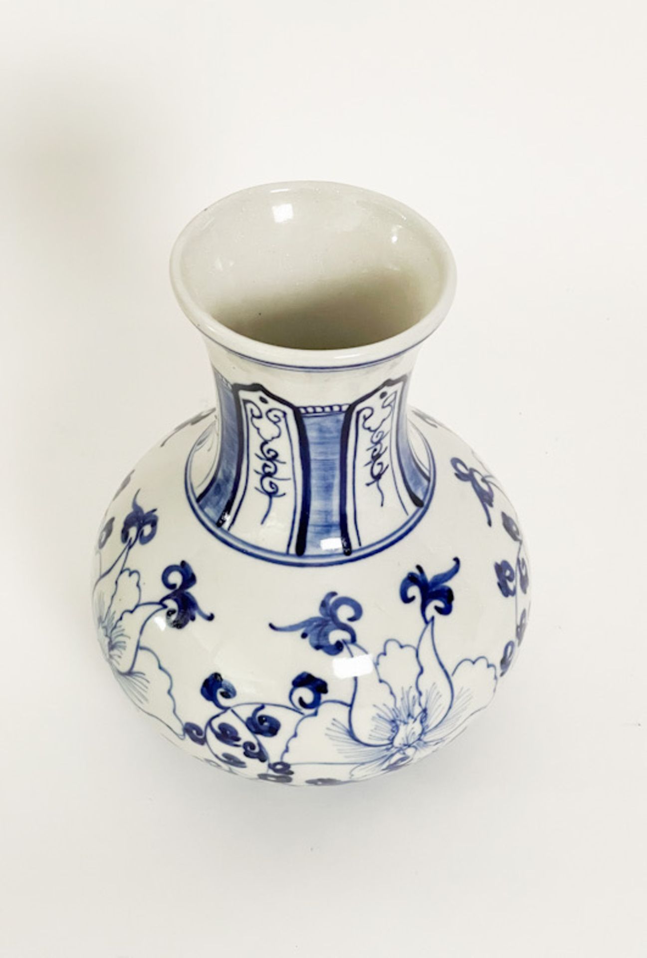 Blau-weiße chinesische Vase - Bild 3 aus 4