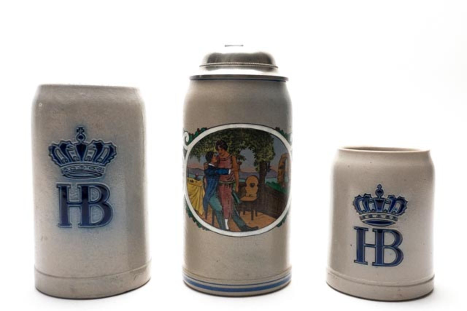 Konvolut von drei Keramikkrügen "Hofbräuhaus"