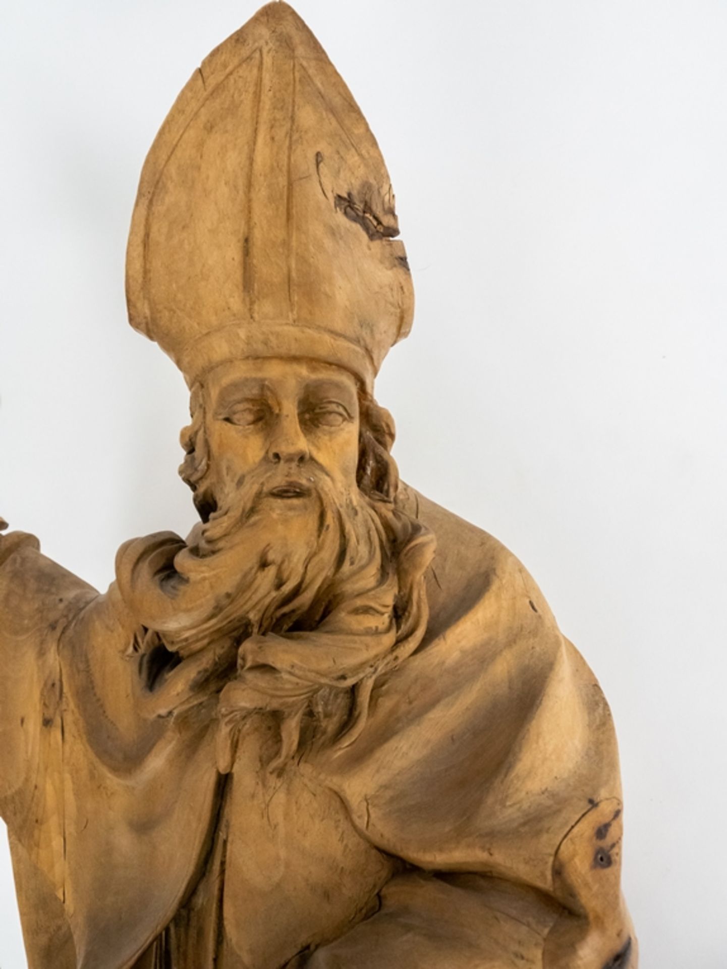Fein geschnitzte Bischofsskulptur "Wohl Augustinus" - Bild 9 aus 11