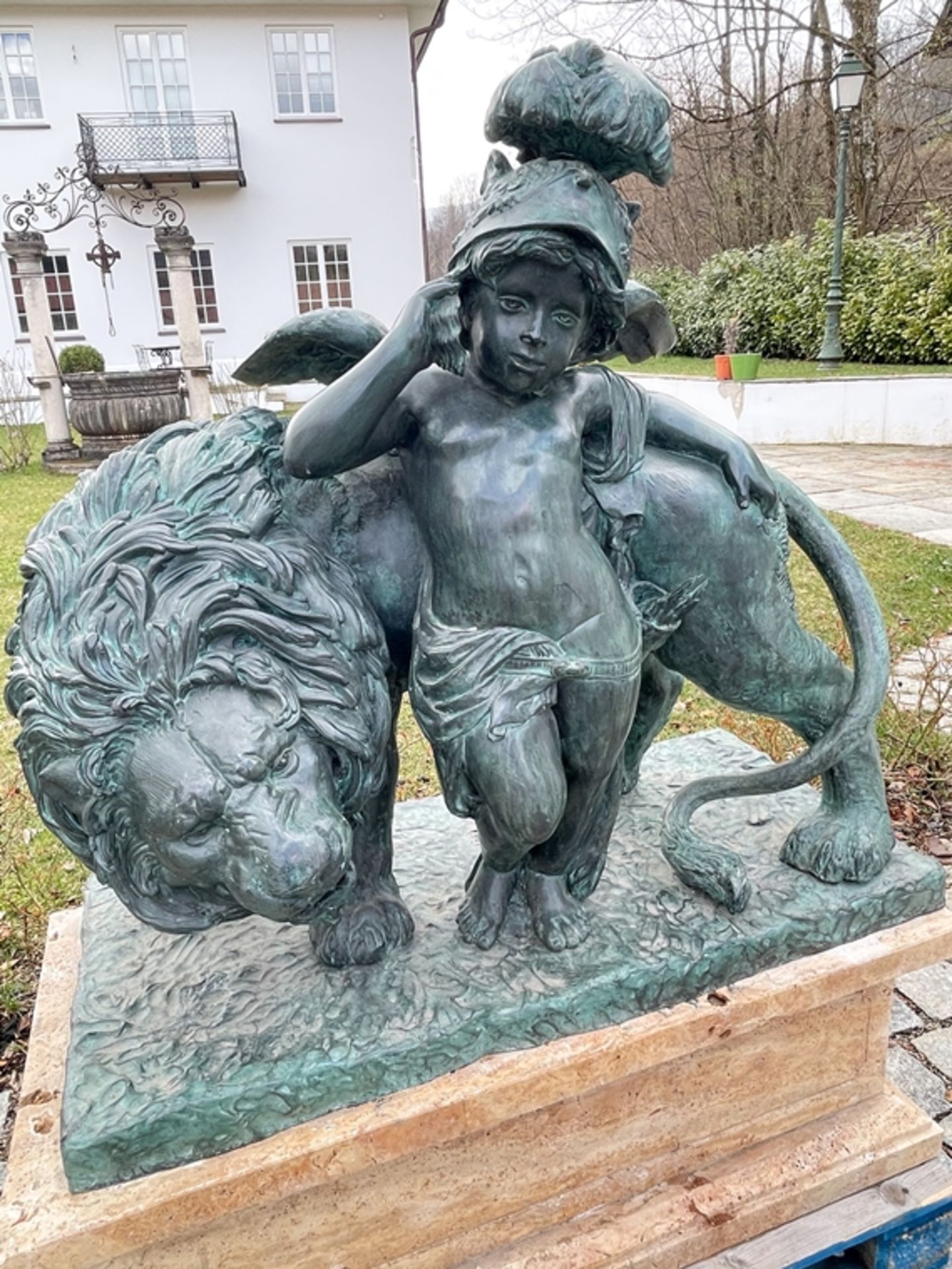 Monumentale Bronze Löwen auf Steinsockel - Bild 6 aus 9