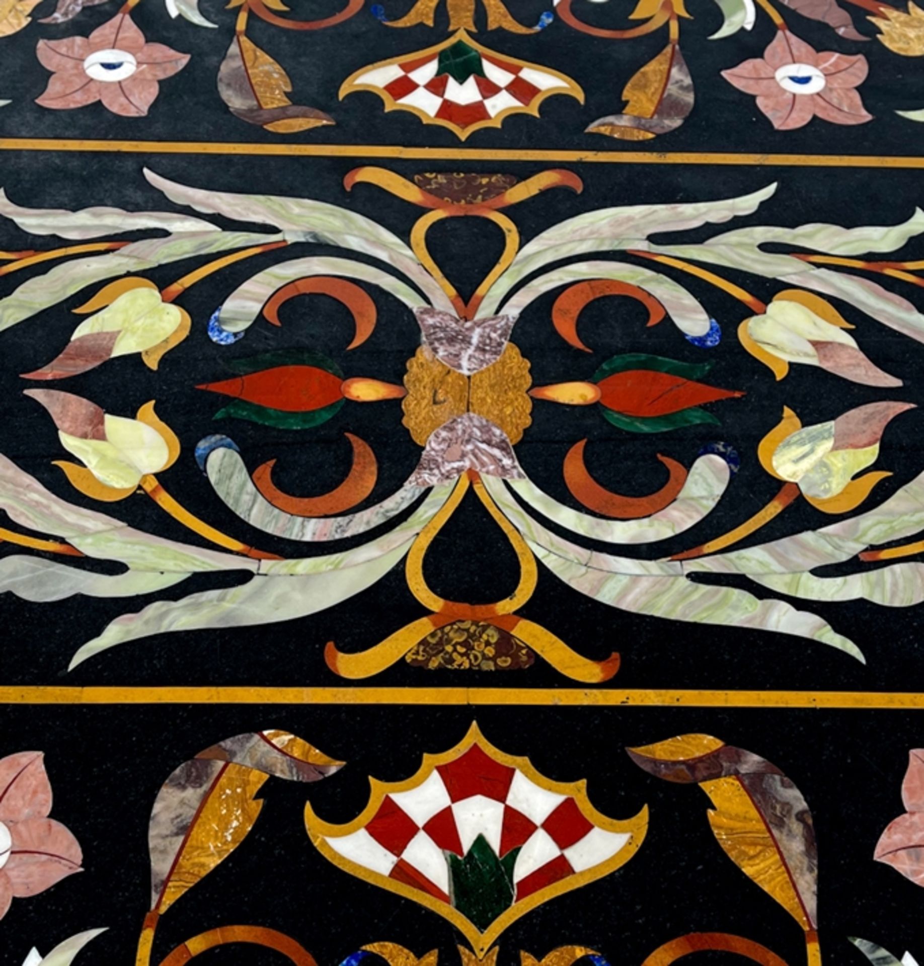 Prunkvoll eingelegter Pietra Dura - Tisch - Image 5 of 5