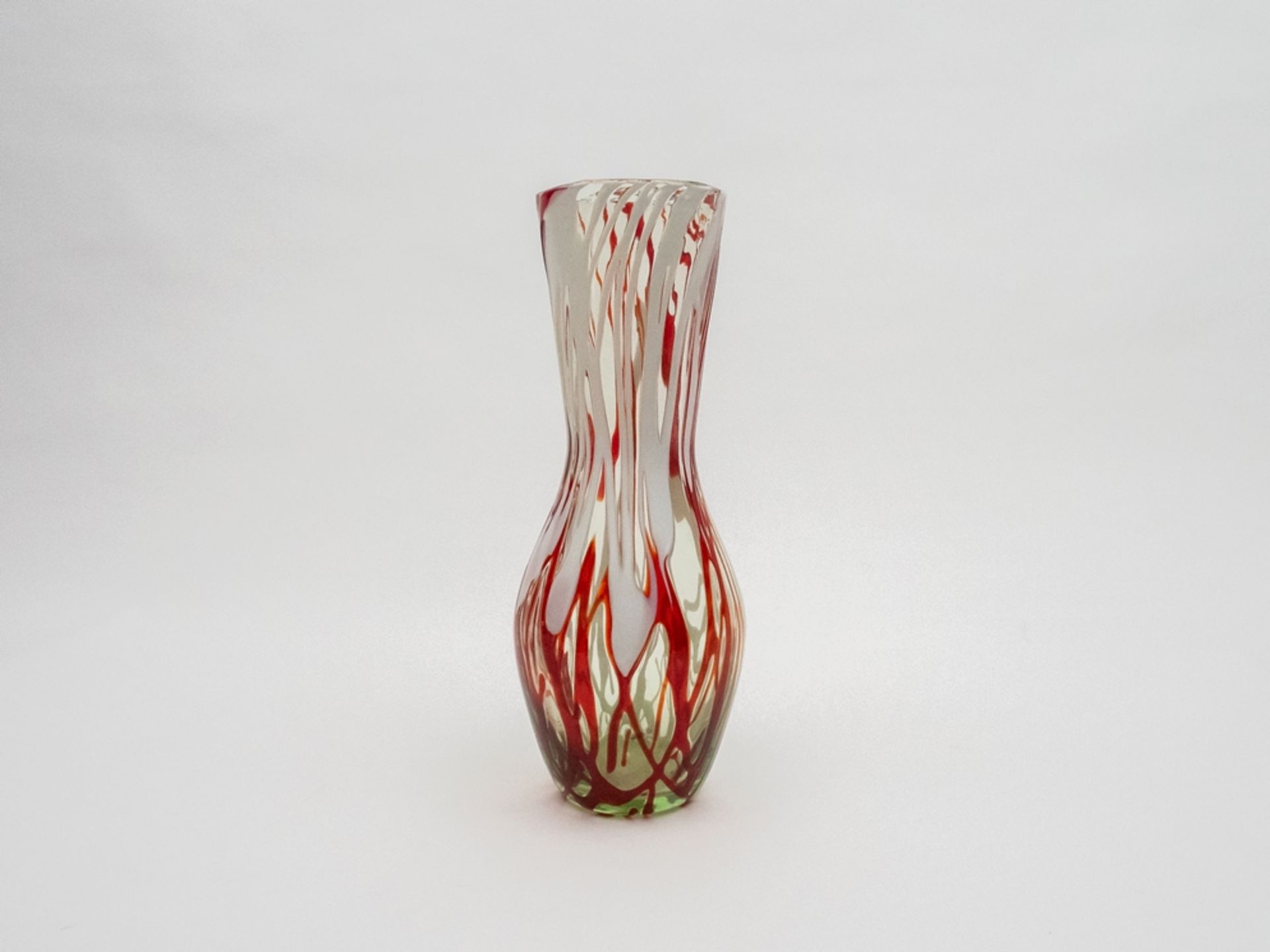 Rot-weiße Murano-Glasvase - Bild 3 aus 6