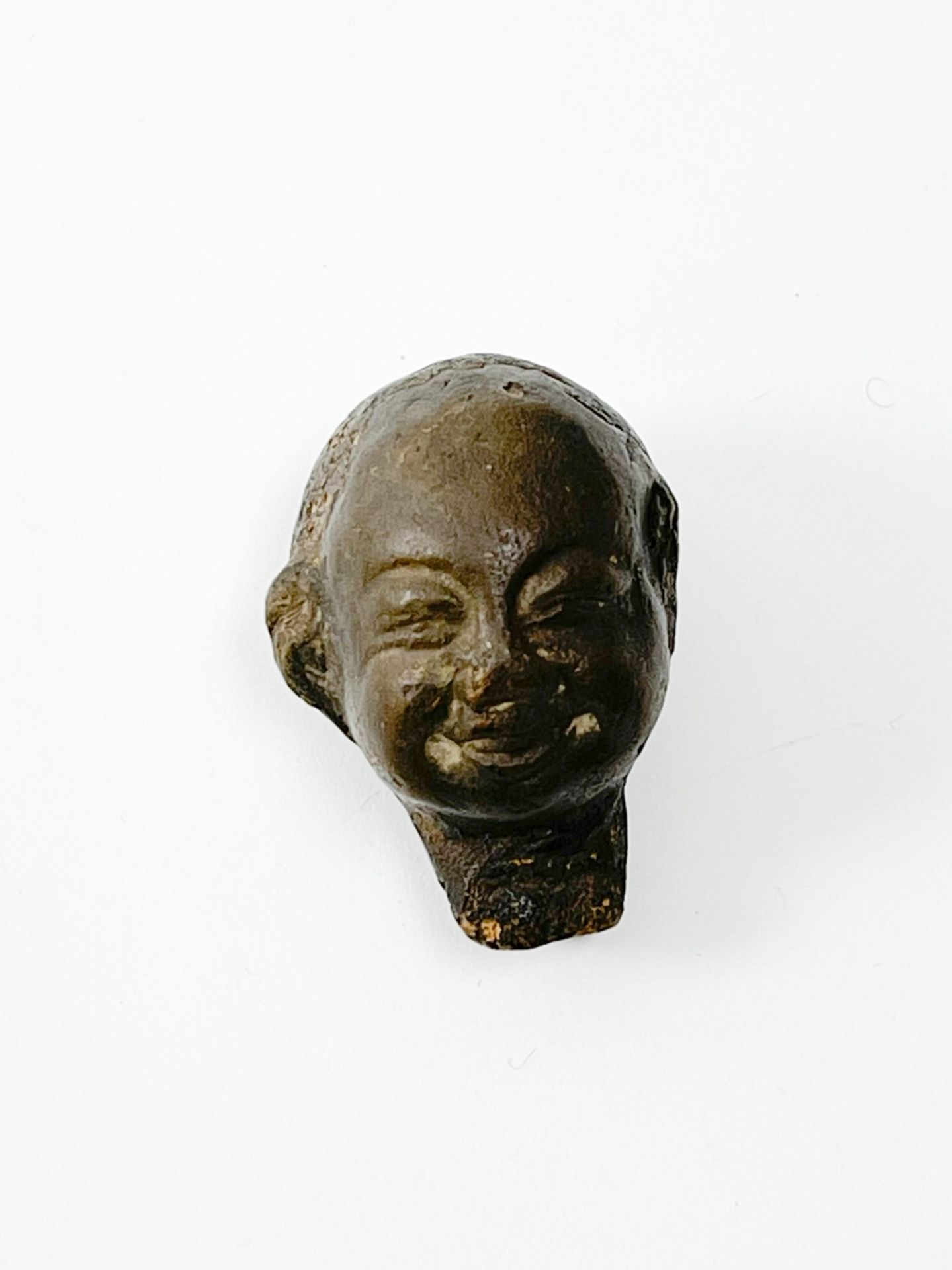 Kleiner geschnitzter Buddha/Chinese