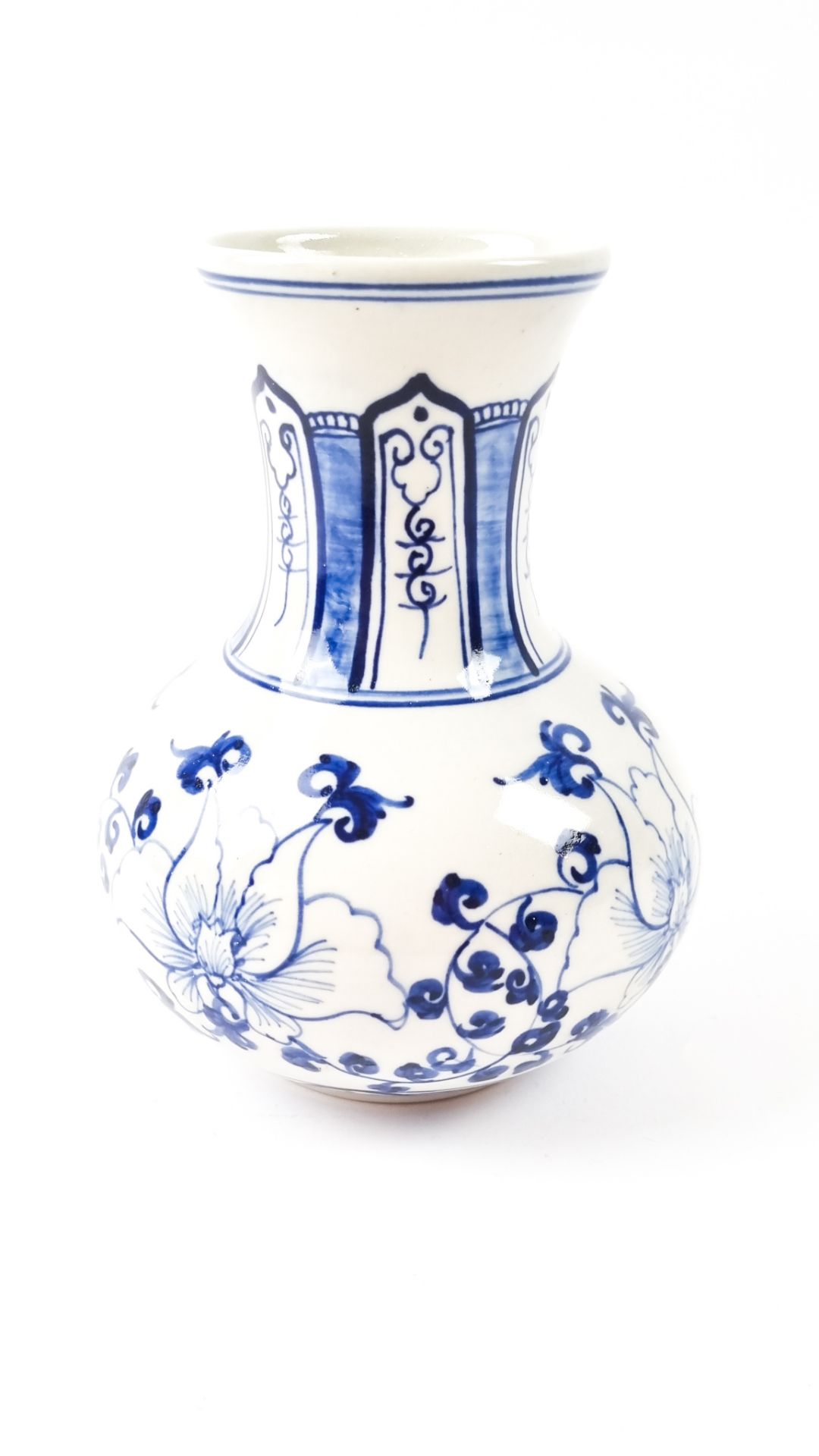 Asiatische Porzellanvase  - Bild 4 aus 5