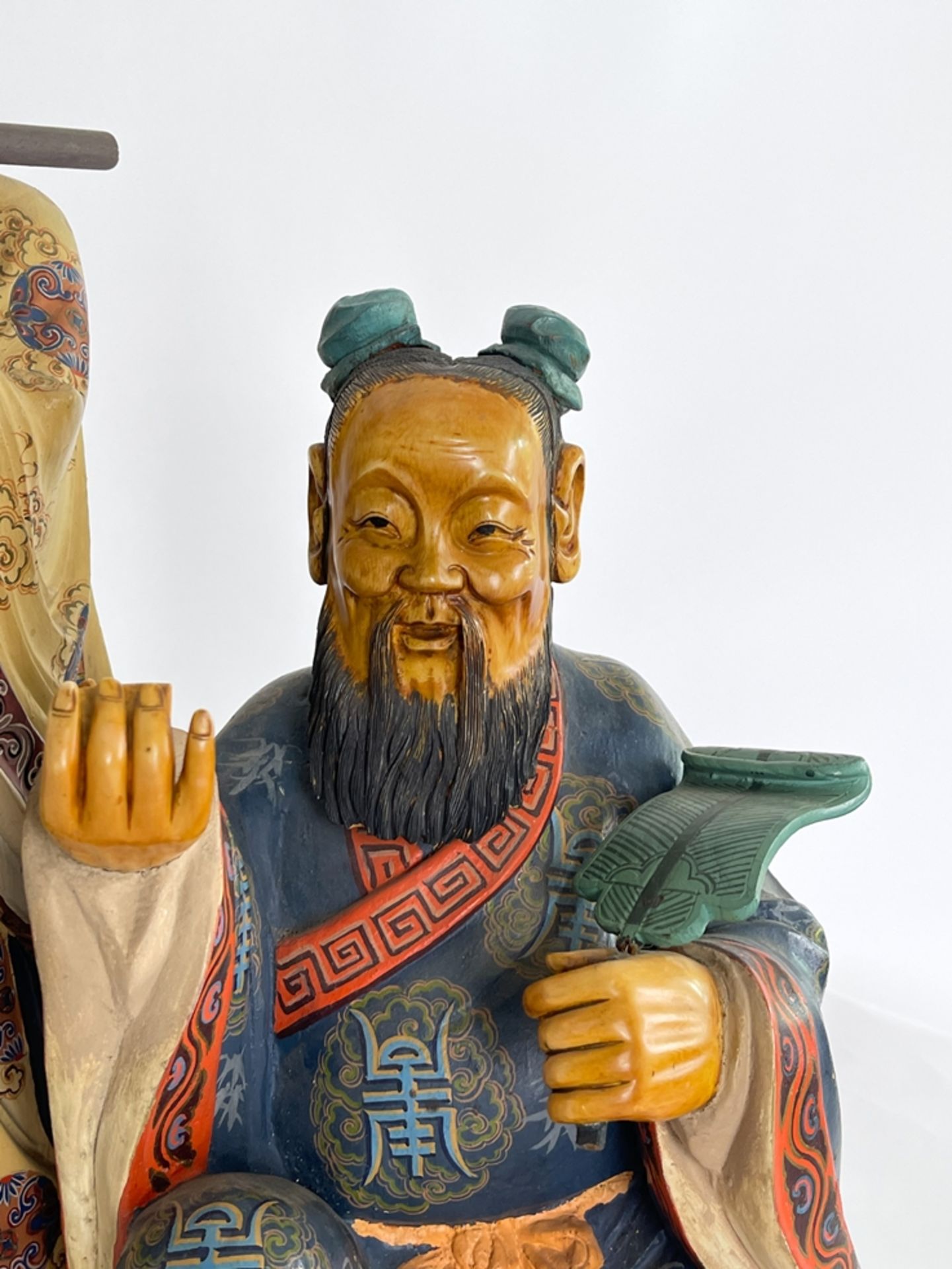 Chinesische Skulptur aus Pappelholz und Elfenbein  - Bild 5 aus 12