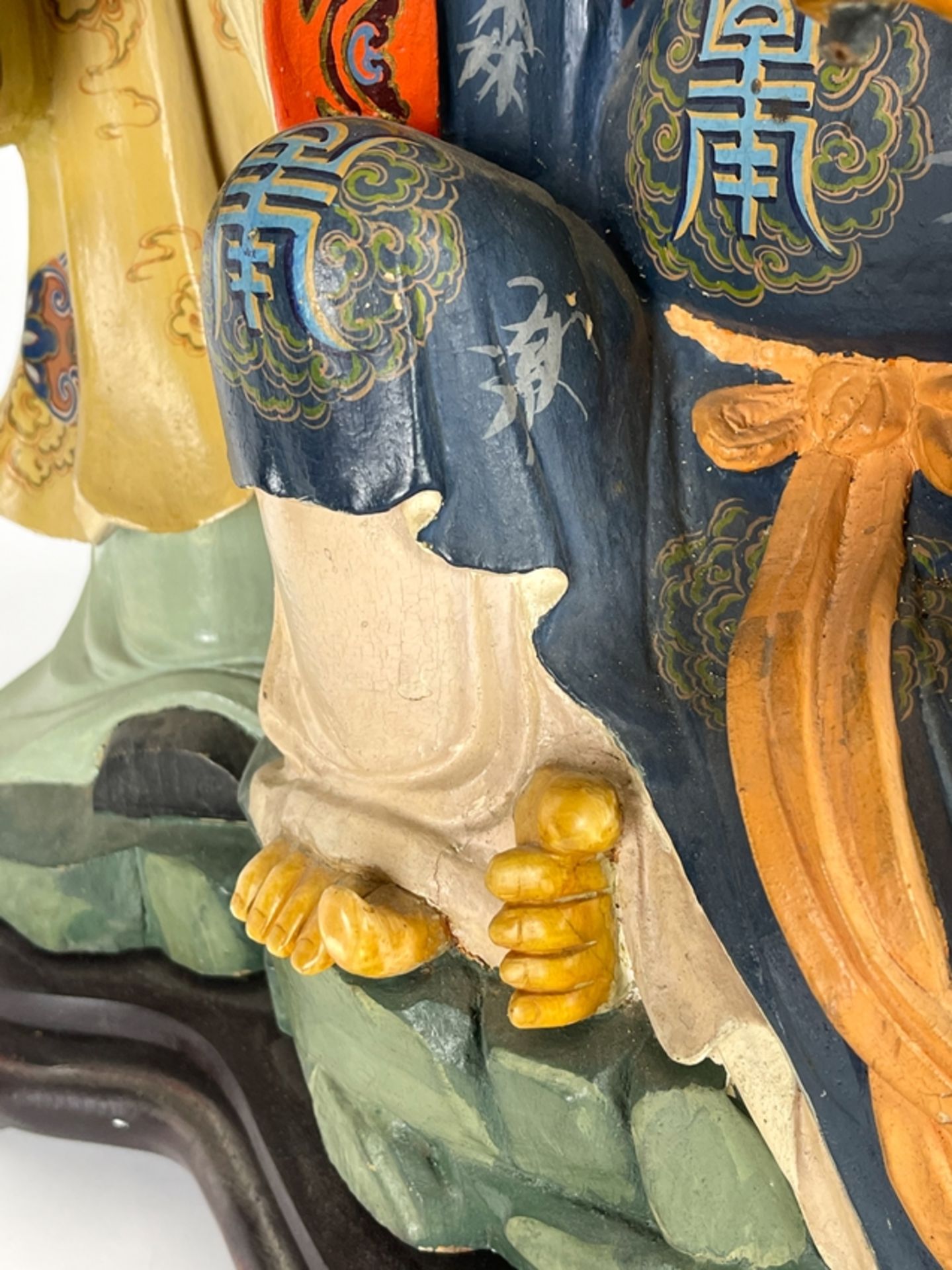 Chinesische Skulptur aus Pappelholz und Elfenbein  - Bild 8 aus 12