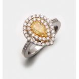 Hochfeiner Natural Fancy-Yellow-Diamantring