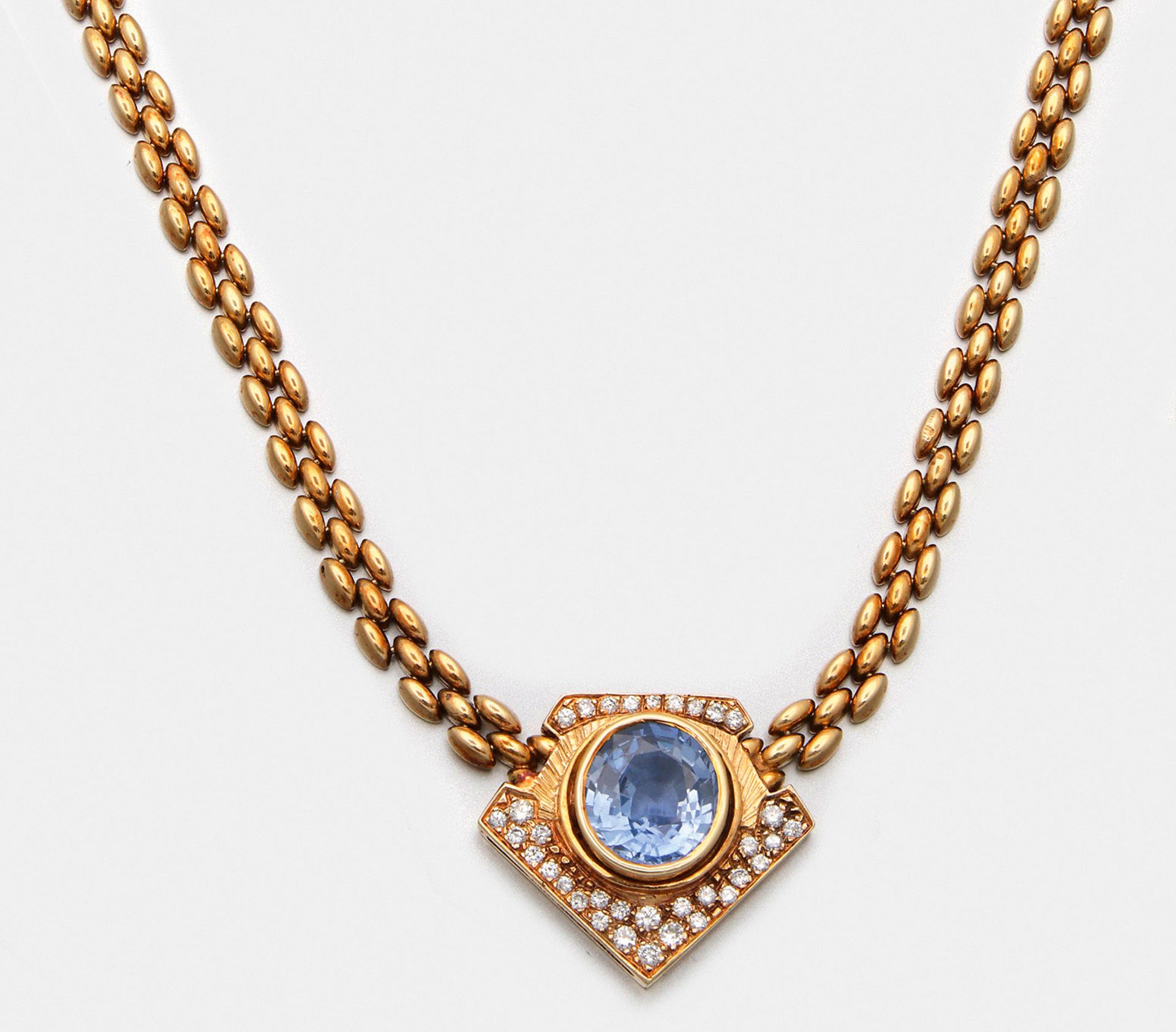 Brillant-Collier mit großem Ceylon-Saphir