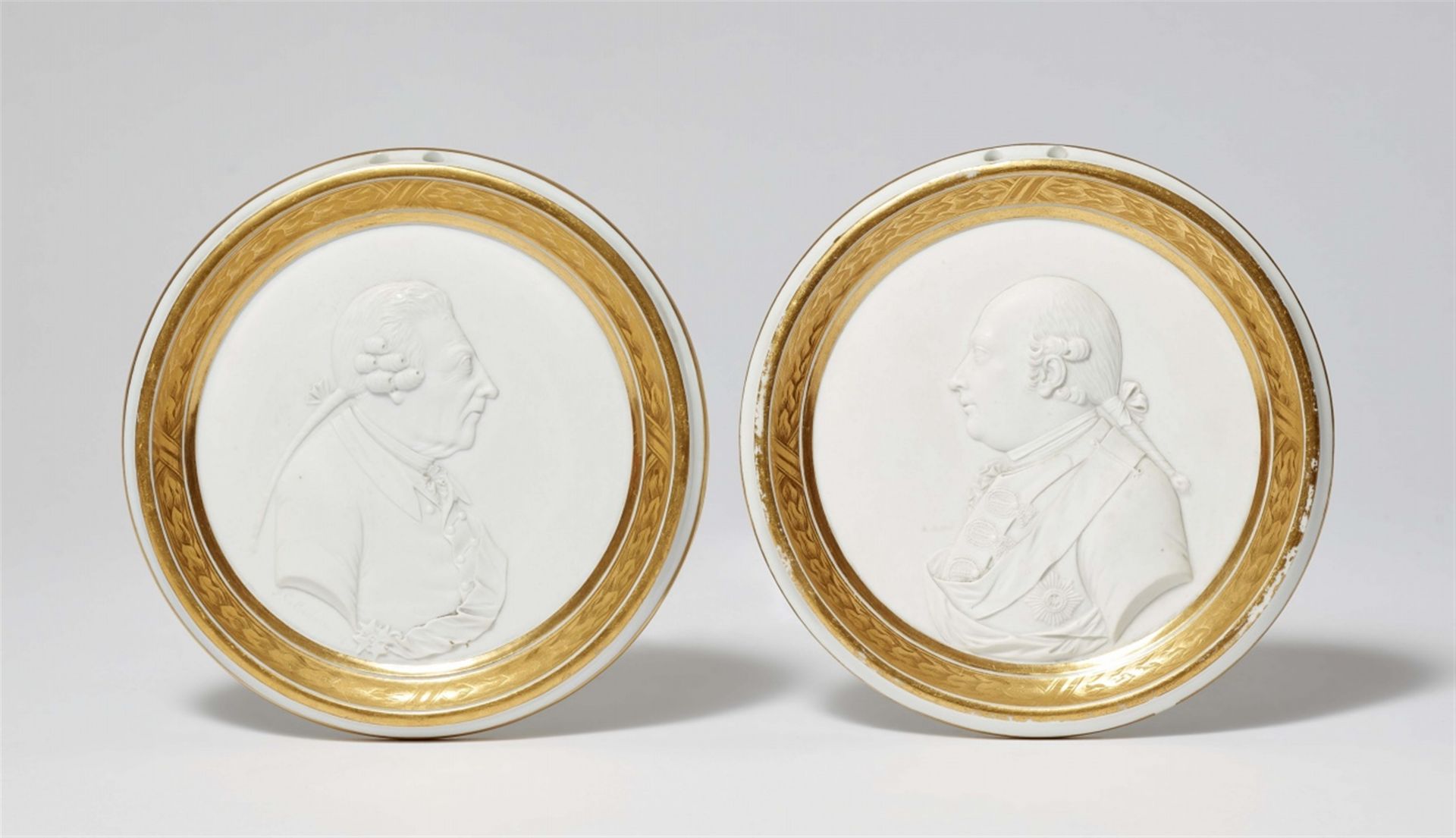 Zwei Plaketten mit den Bildnissen Friedrichs II. und Friedrich Wilhelms II.