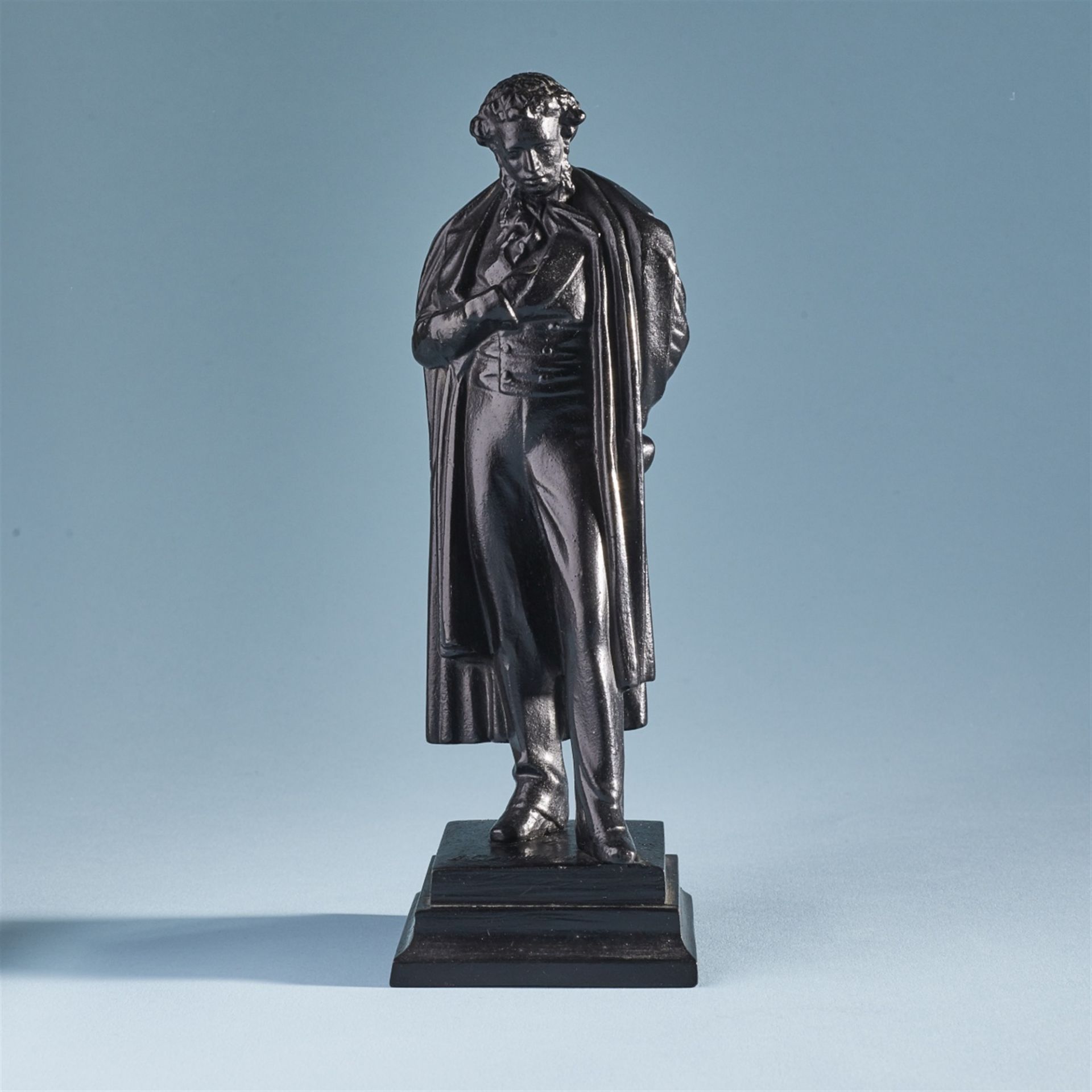 Statuette von Alexander Puschkin aus dem Eisenwerk Kasli im Ural - Bild 2 aus 4