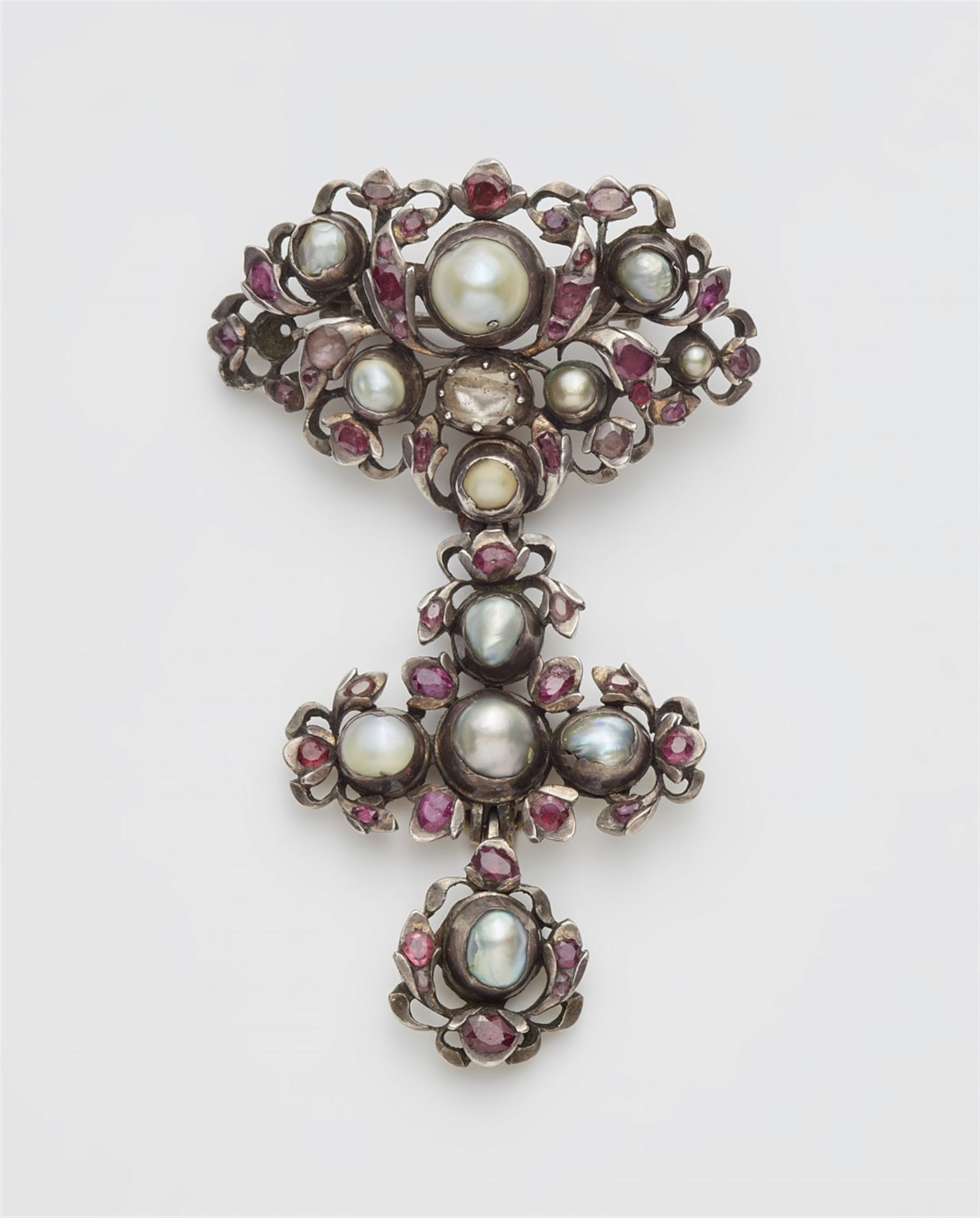 A Baroque brooch with a cross pendant