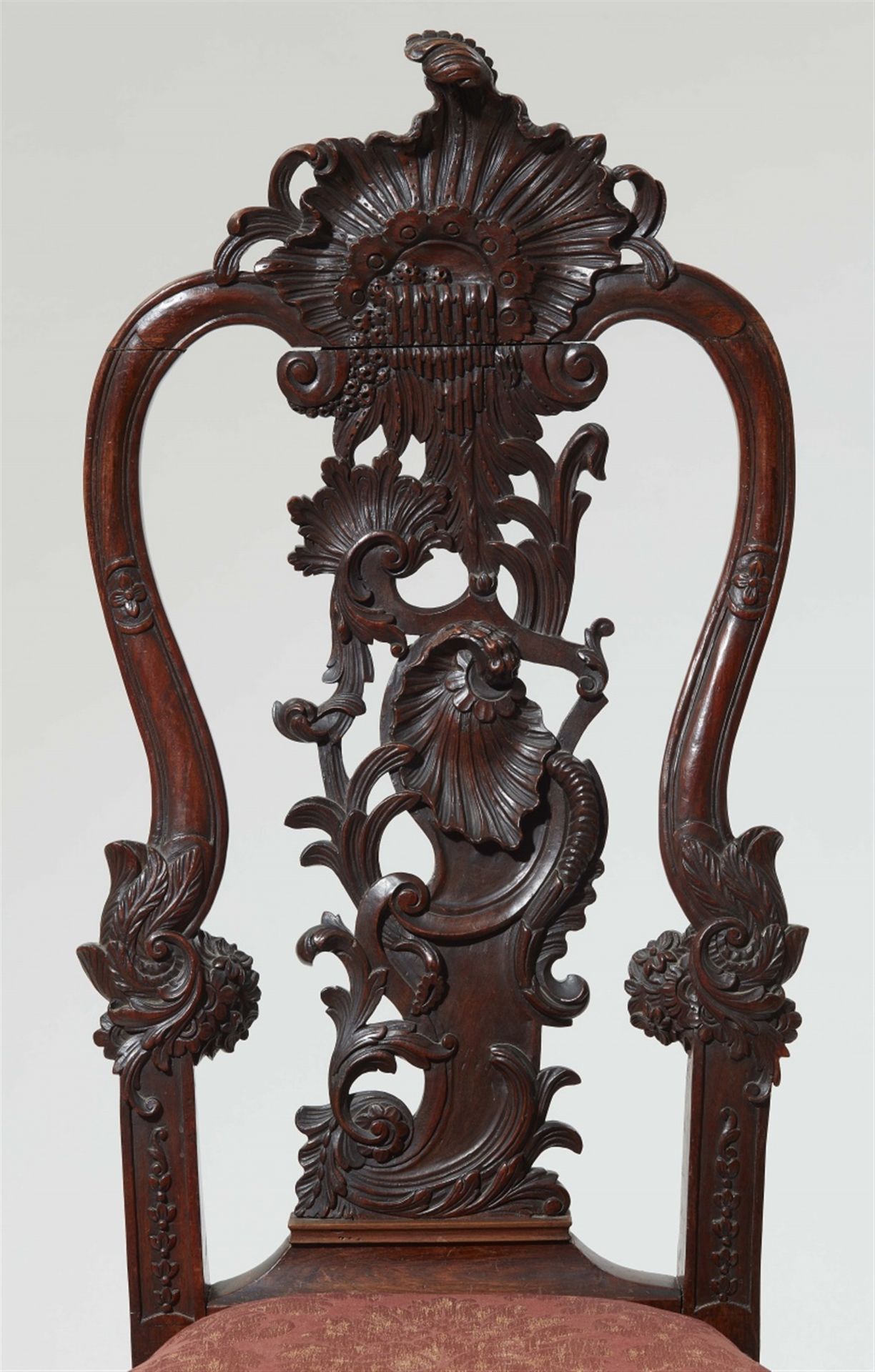 A pair of important Dutch Rococo chairs - Image 2 of 3
