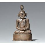 Kleine Figur eines Buddha Shakyamuni. Silber. Sri Lanka. 19. Jh.