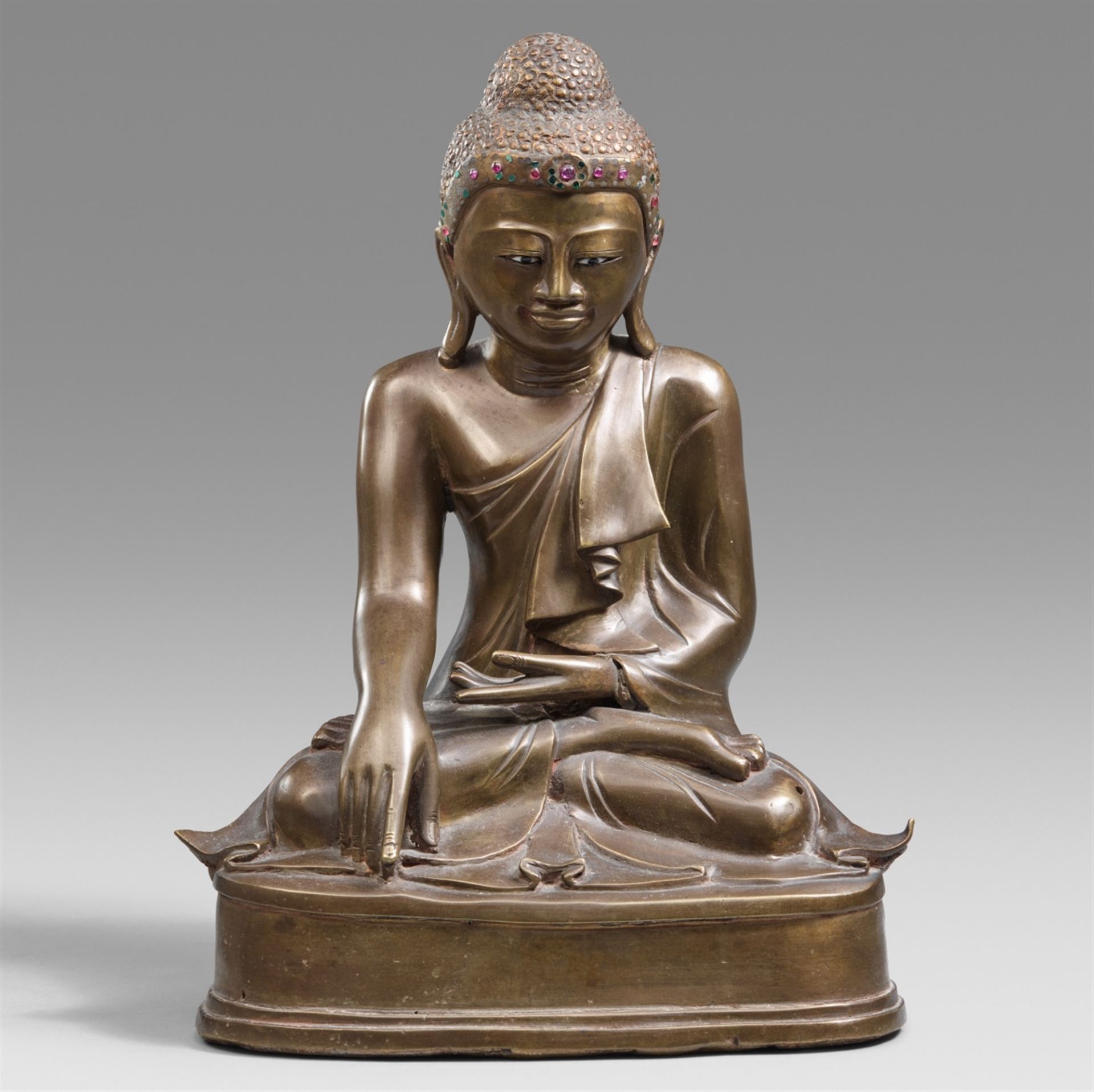 Buddha Shakyamuni. Bronze. Birma, Mandalay. 20. Jh.