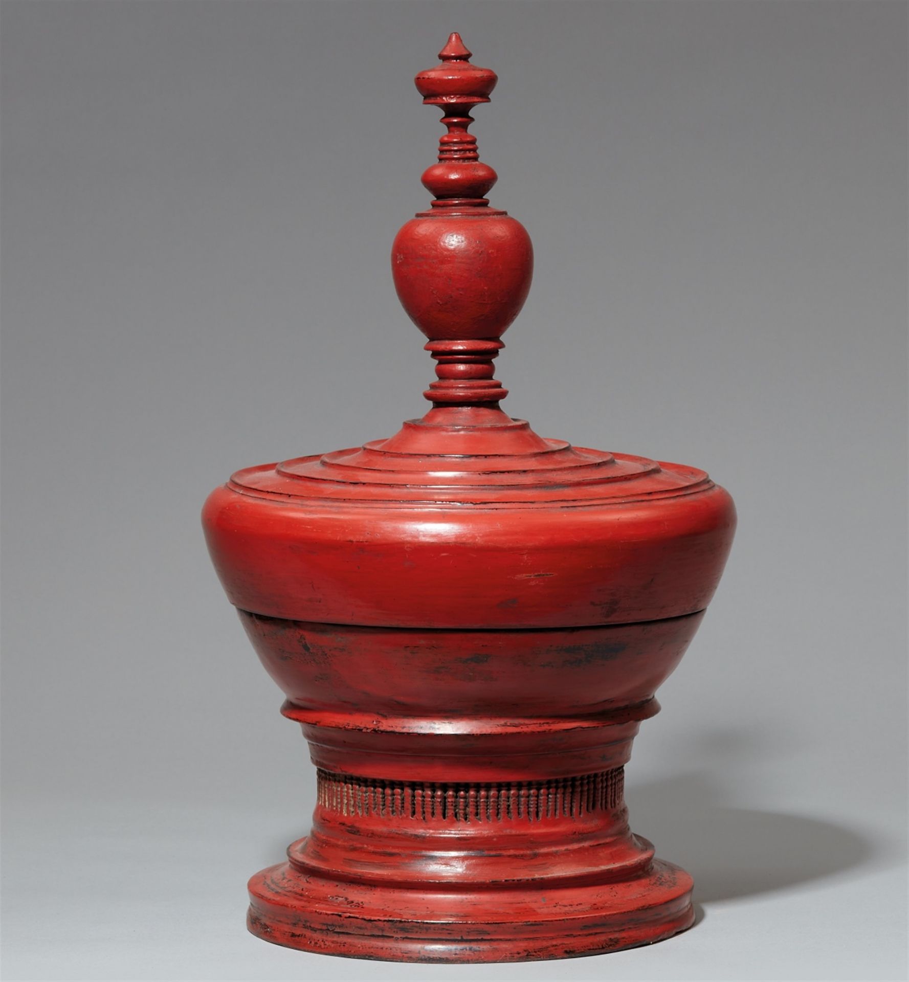 A large Shan states lacquered wood offering vessel (hsun ok). Burma. 20th century